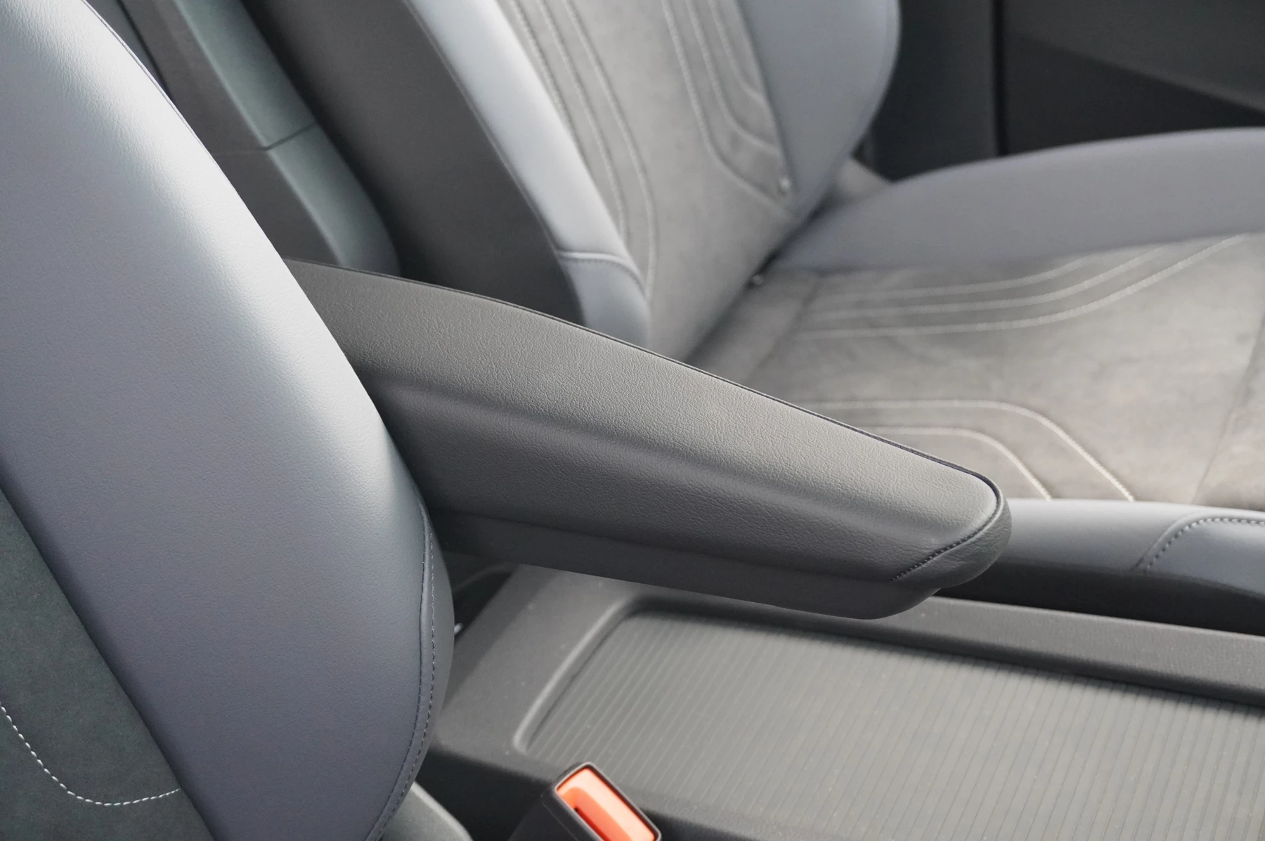 Volkswagen-ID.4-image-42