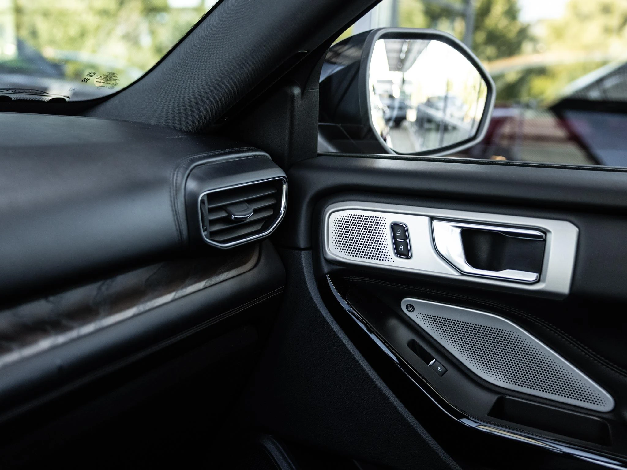 Ford-Explorer-image-18