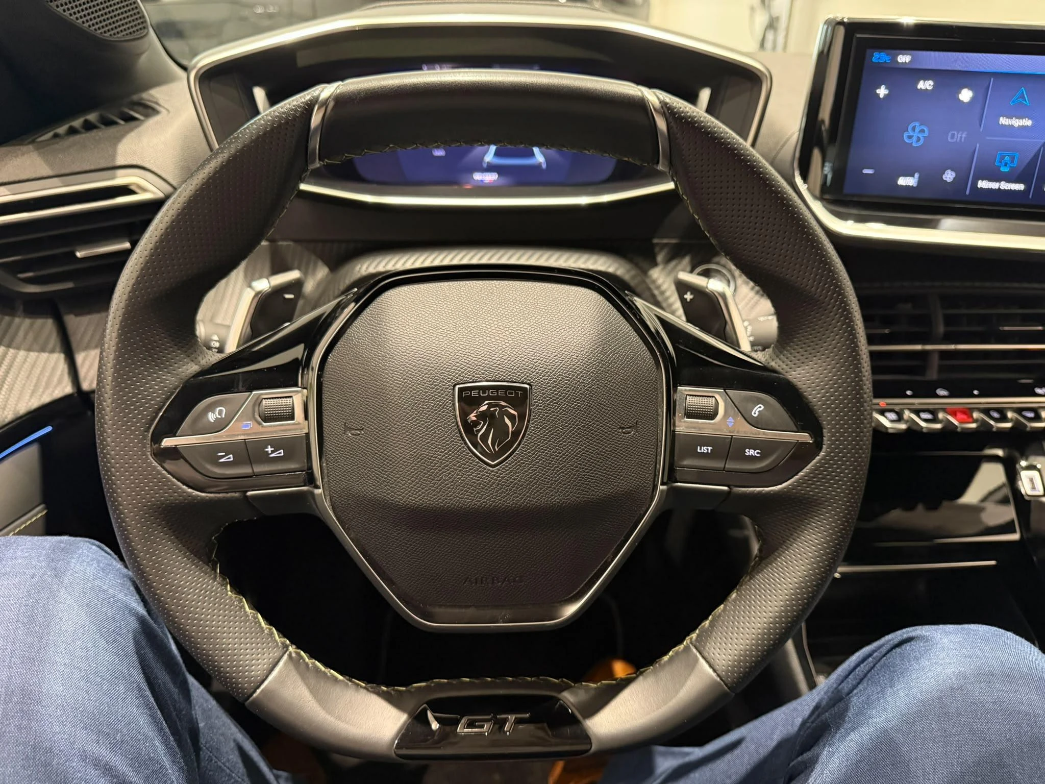 Peugeot-208-image-10