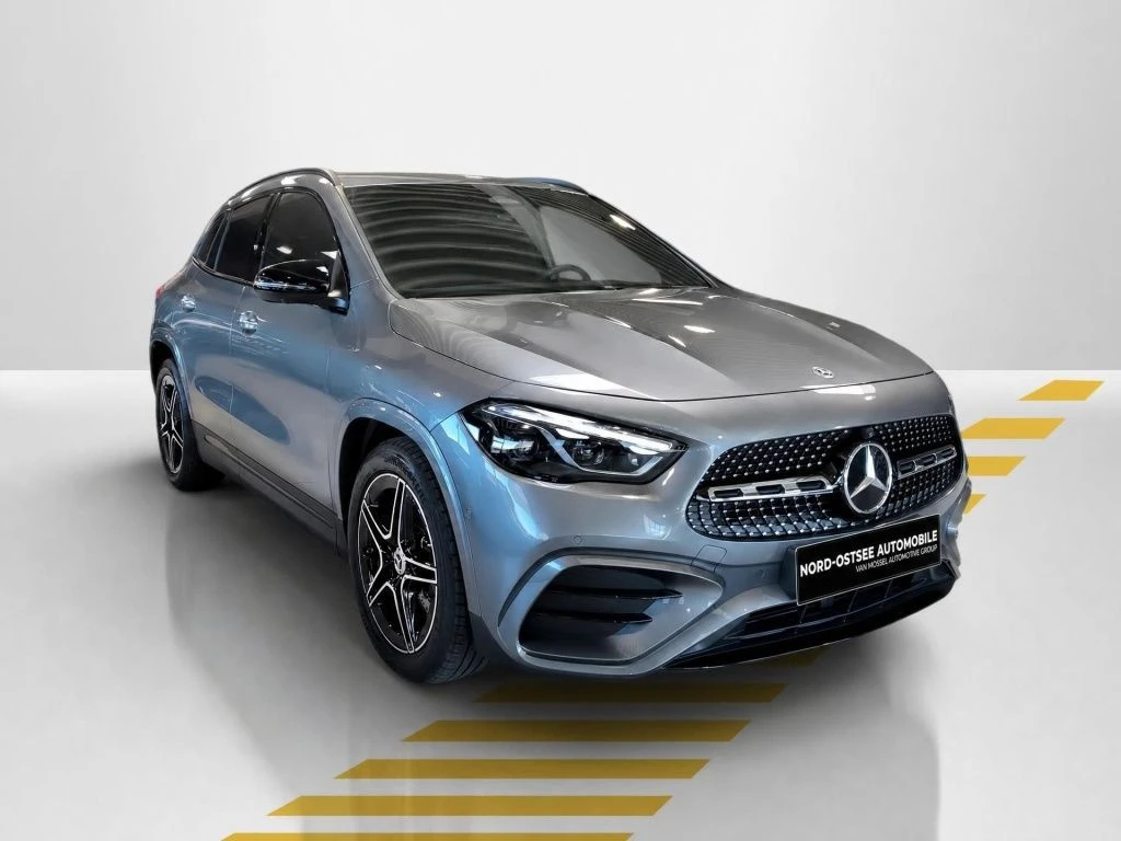 Mercedes-Benz-GLA 200 d-image-17