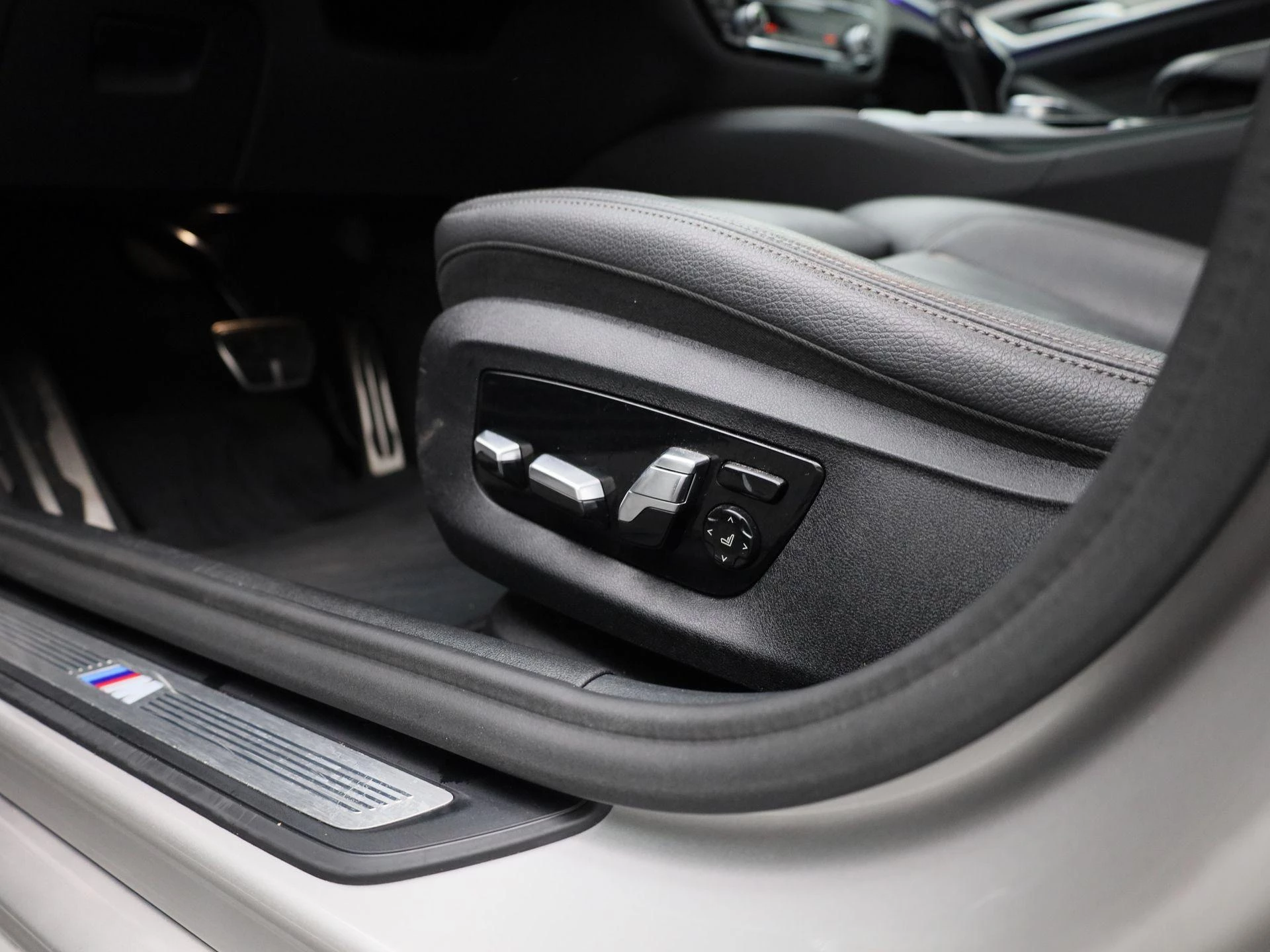 BMW-5 Serie-image-35
