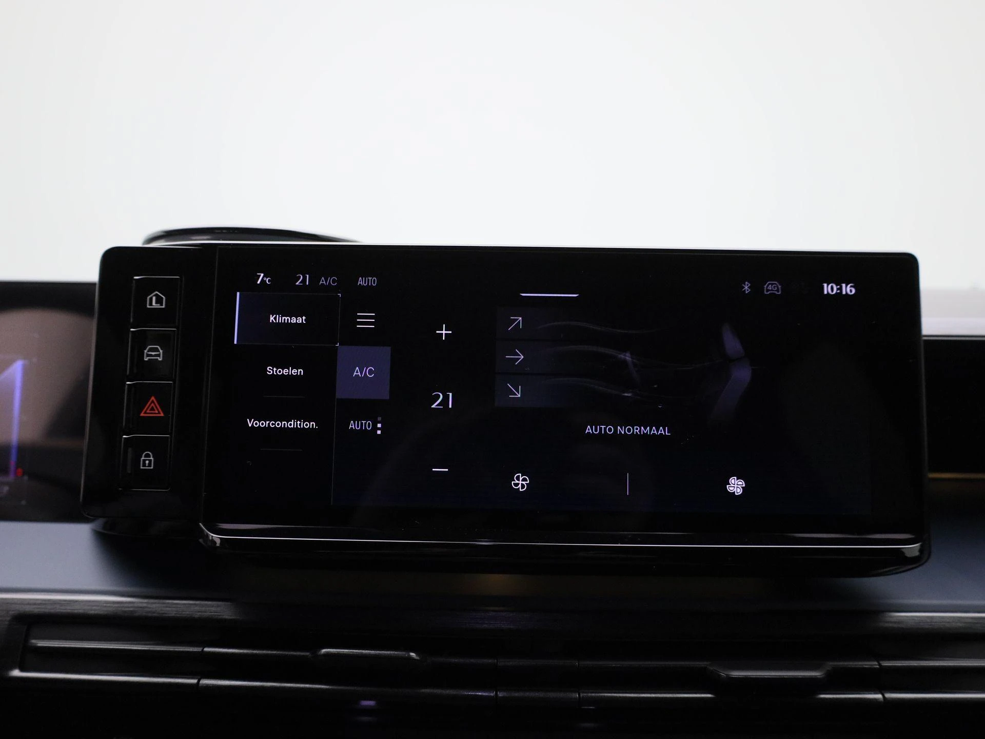 Lancia Ypsilon Edizione Cassina Limitata 51 kWh