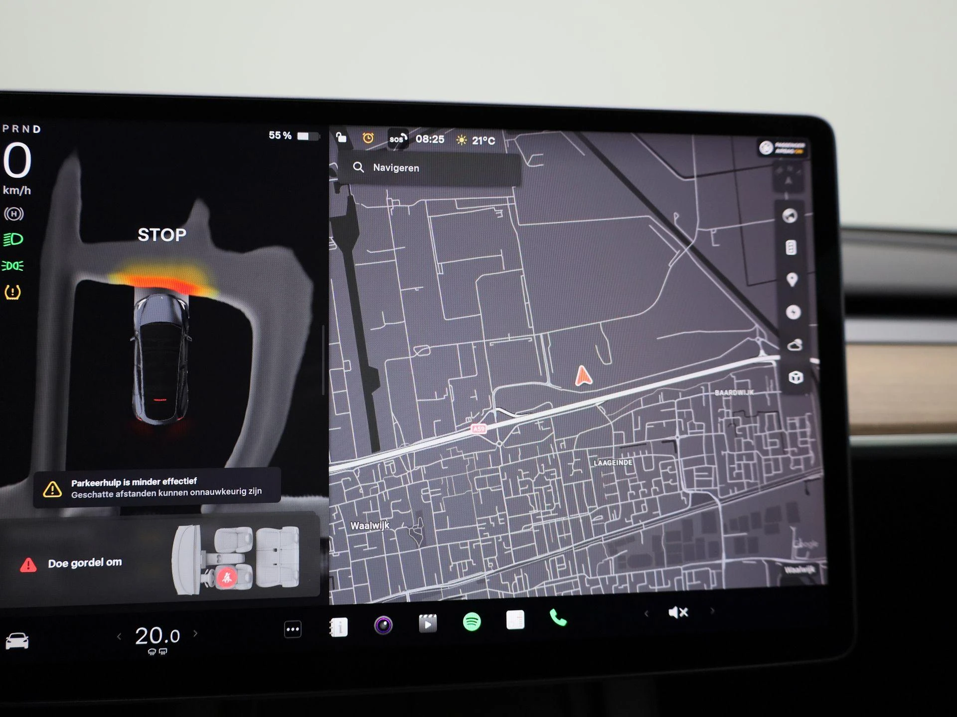 Tesla-Model Y-image-18