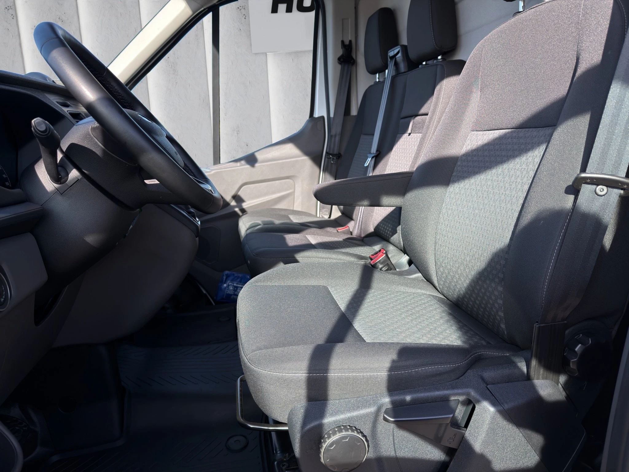 Ford-Transit-image-9