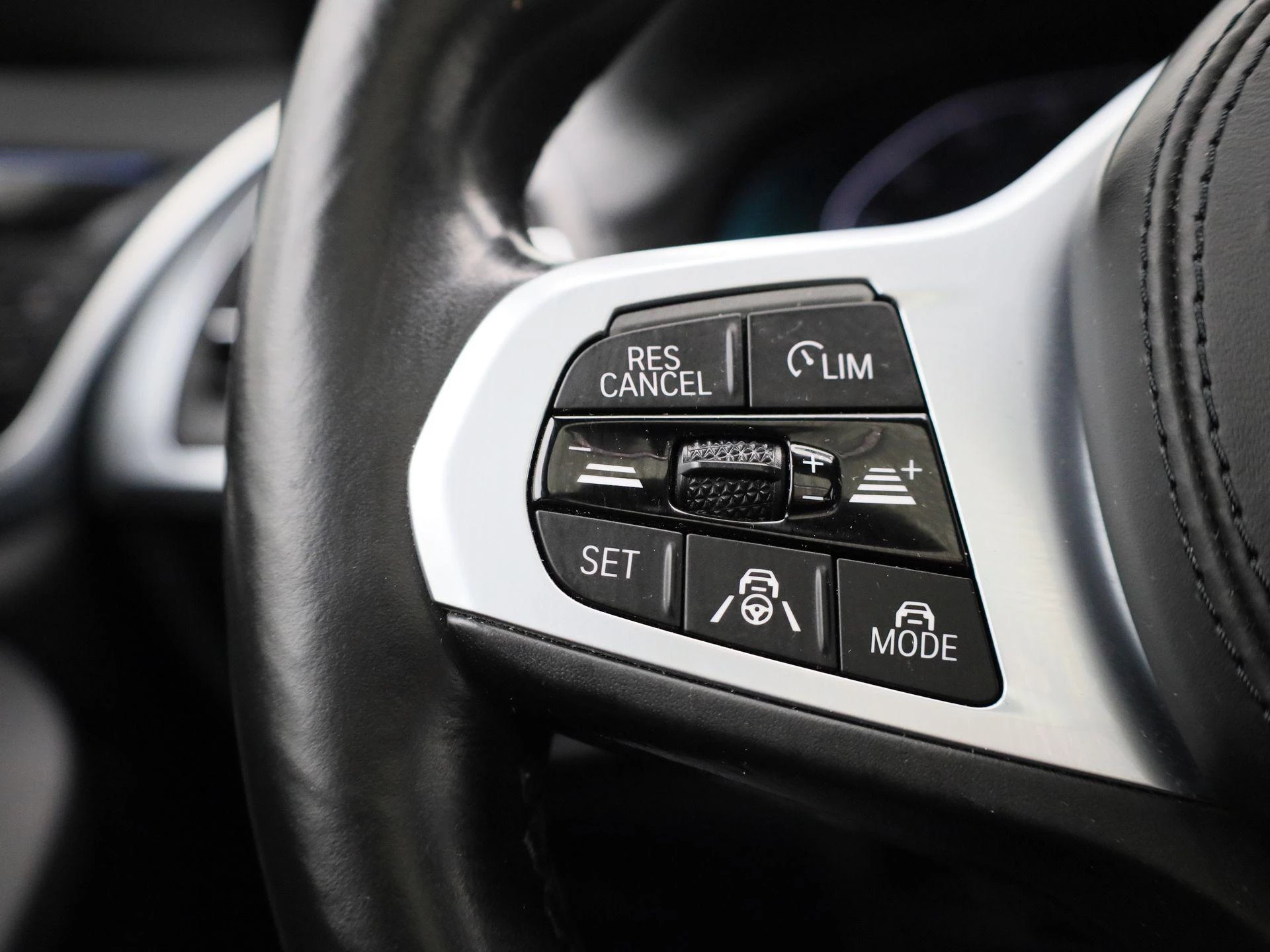 BMW-iX3-image-24
