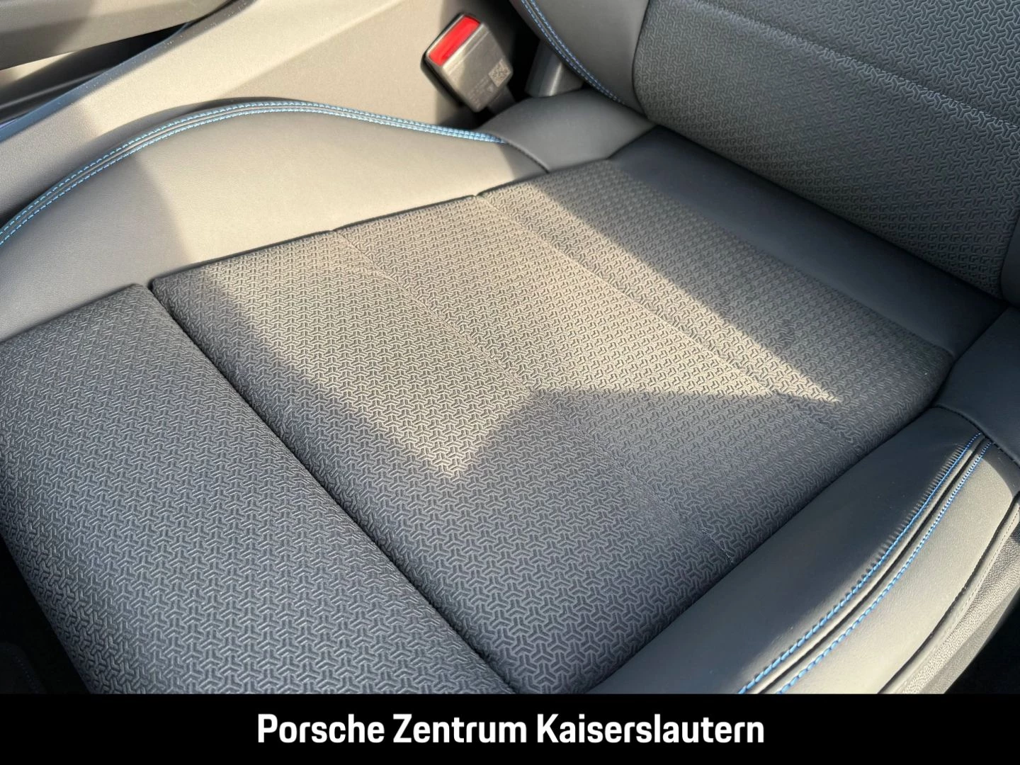 Porsche Macan GTS HA-Lenkung Head-Up Surround-View BOSE gts