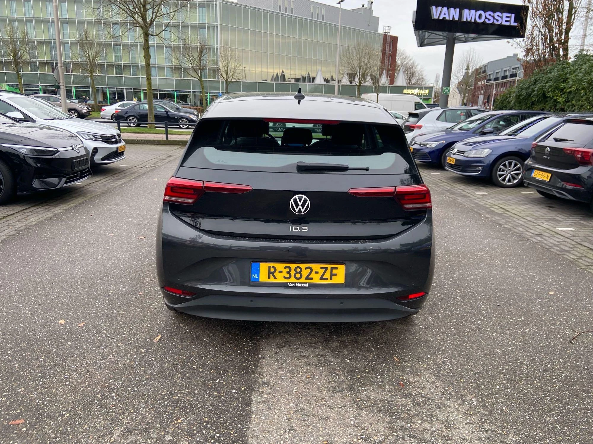 Volkswagen-ID.3-image-5