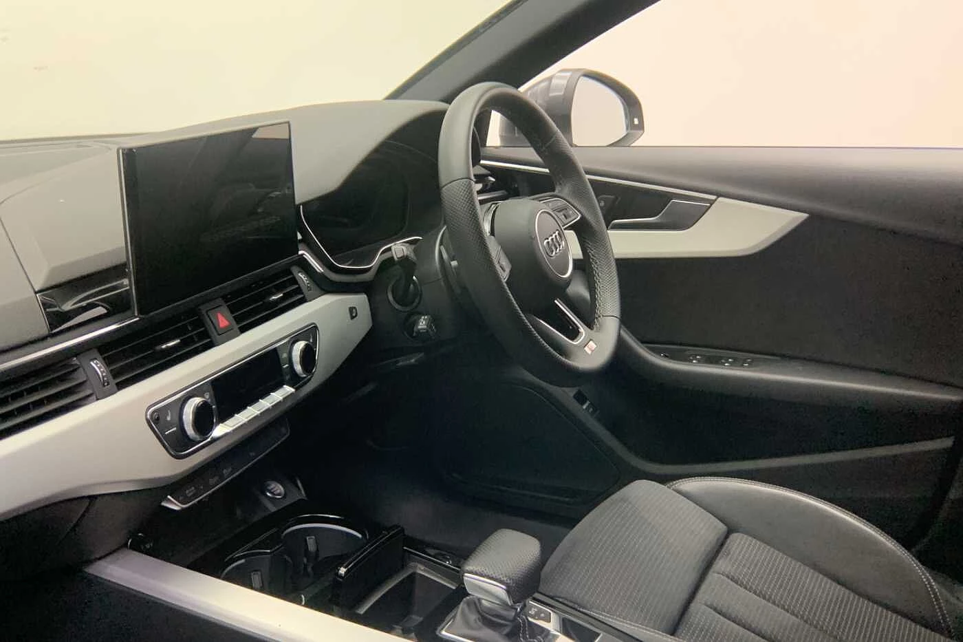 Audi-A4-image-11
