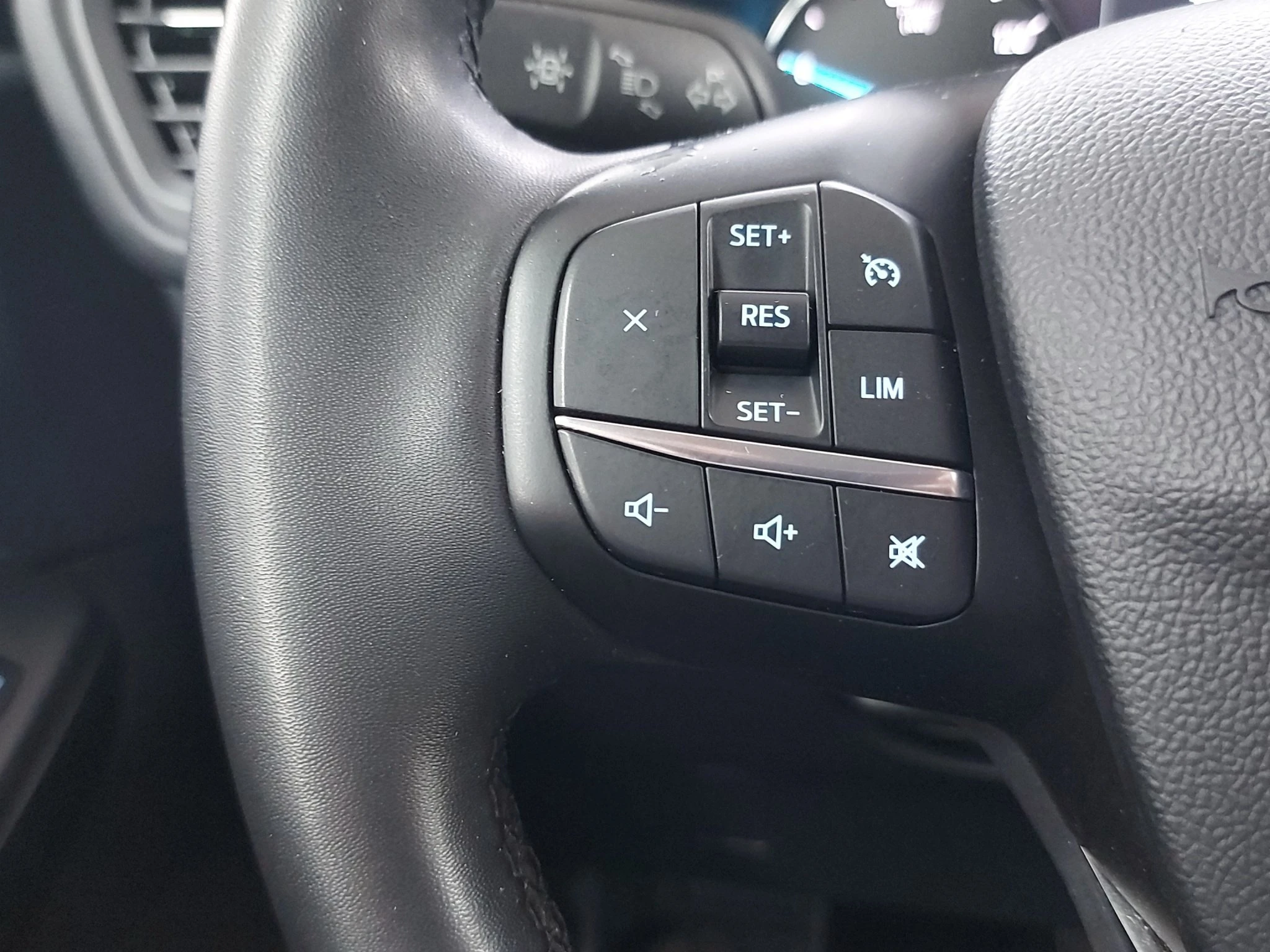Ford-Kuga-image-22