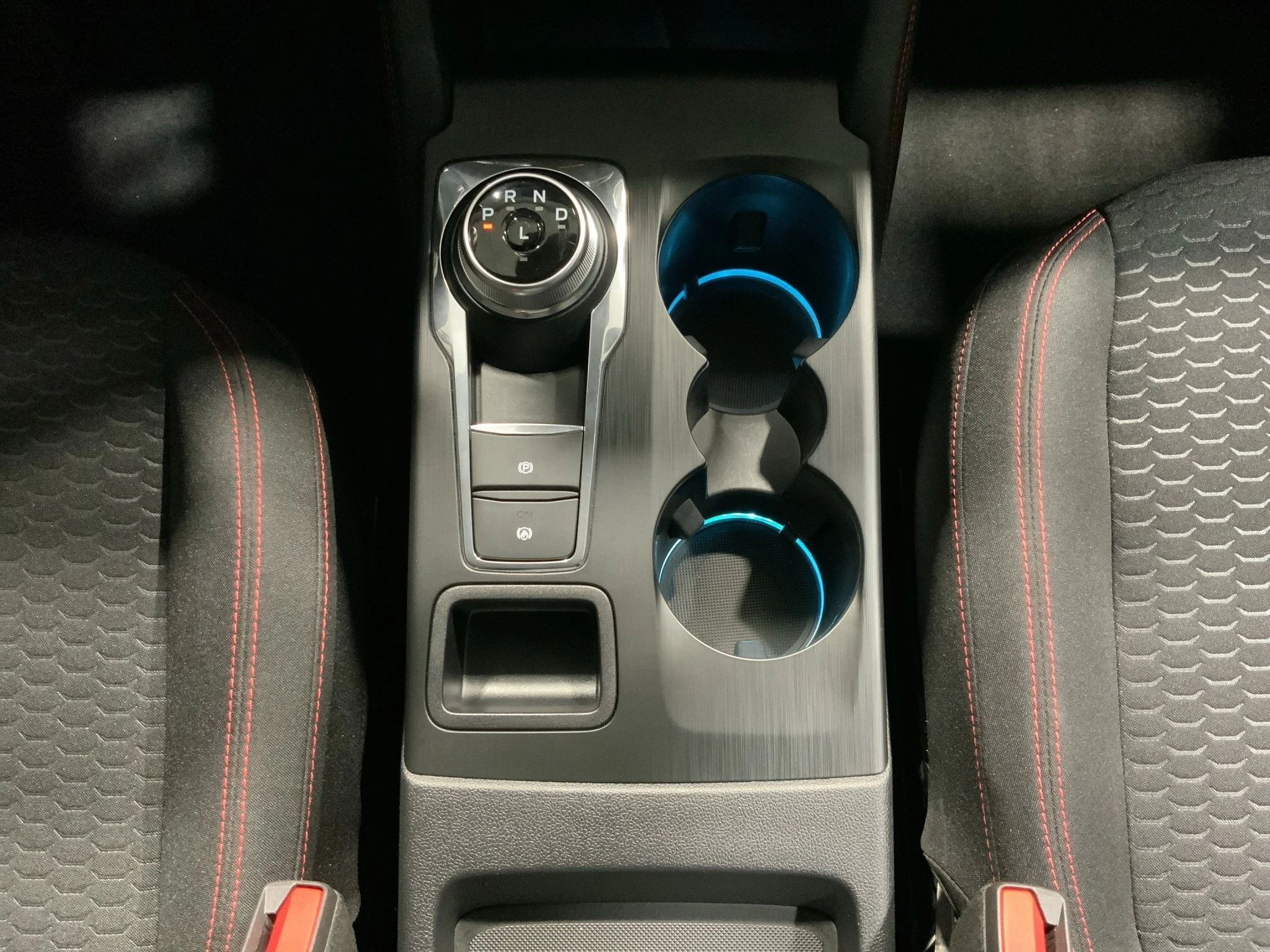 Ford-Kuga-image-17