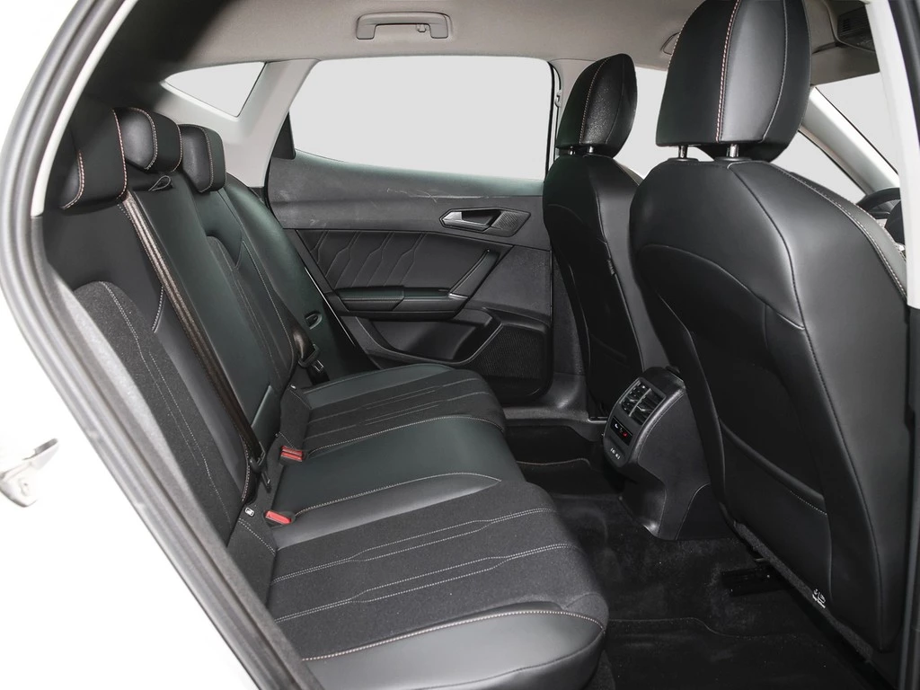 CUPRA Formentor 1.4 TSI DSG eHybrid Full-Link, RFK, Keyless, 18"Alu., ACC, SHZ, Climatronic,