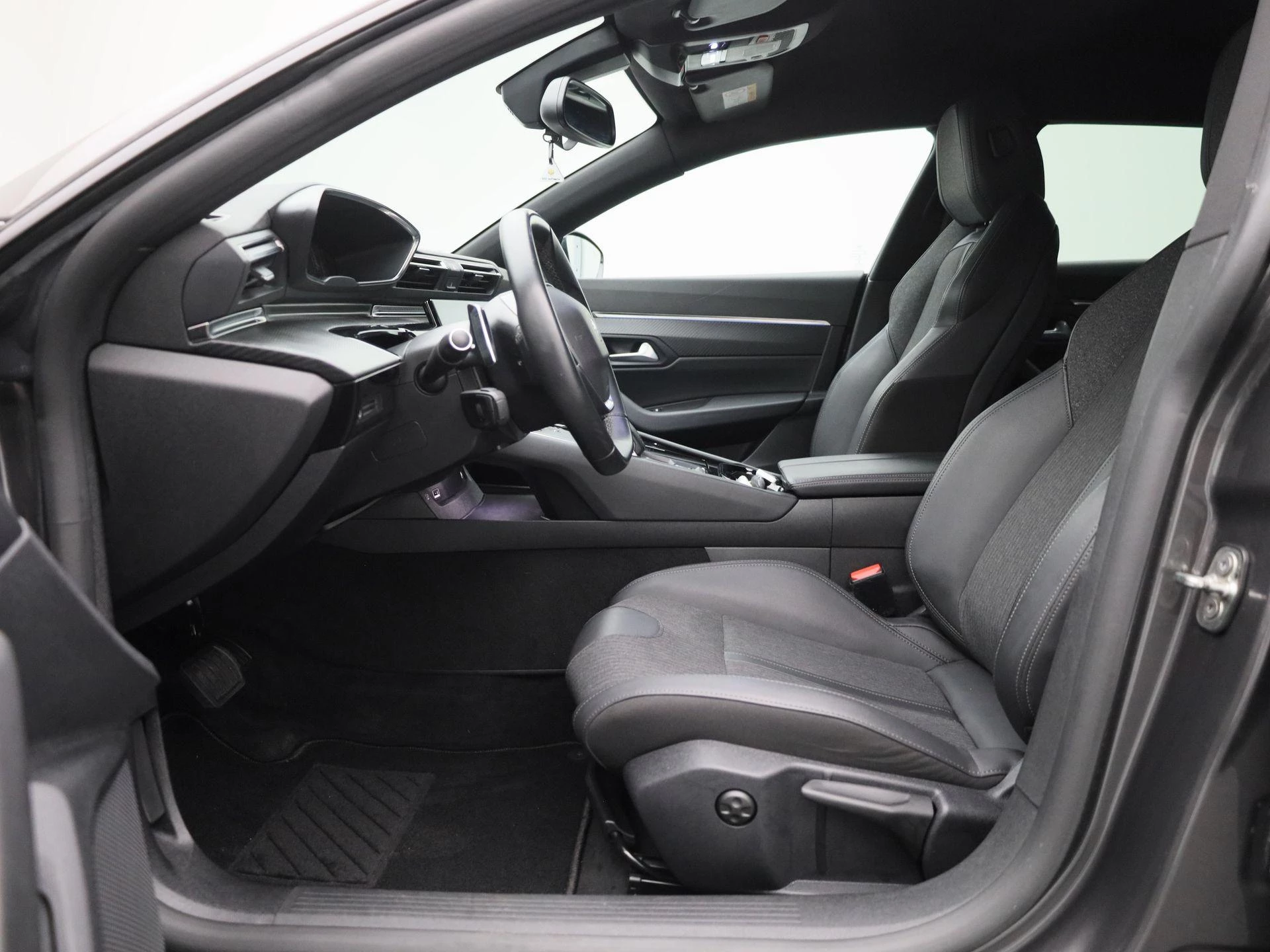 Peugeot-508-image-10