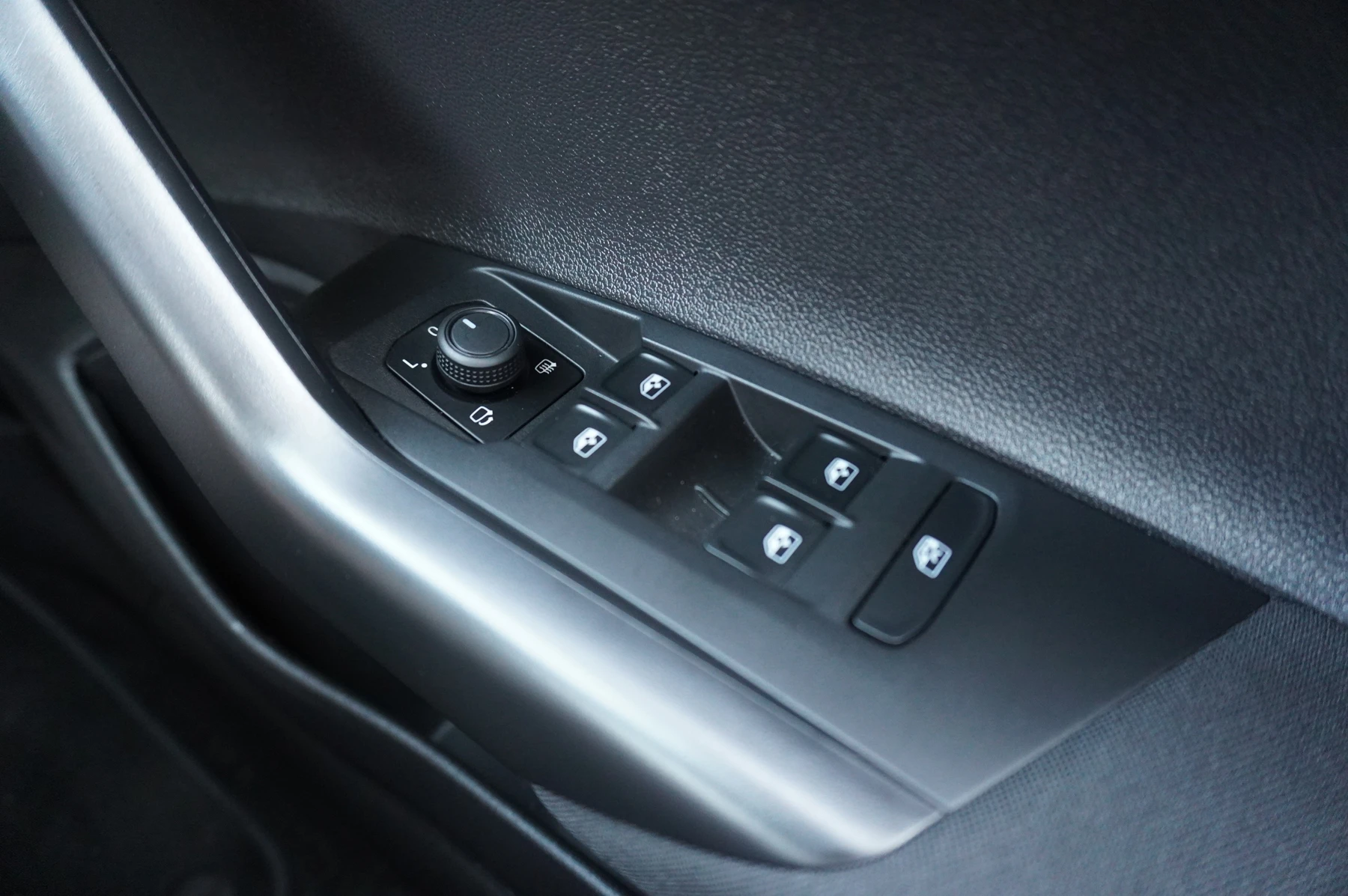 Volkswagen-Polo-image-22