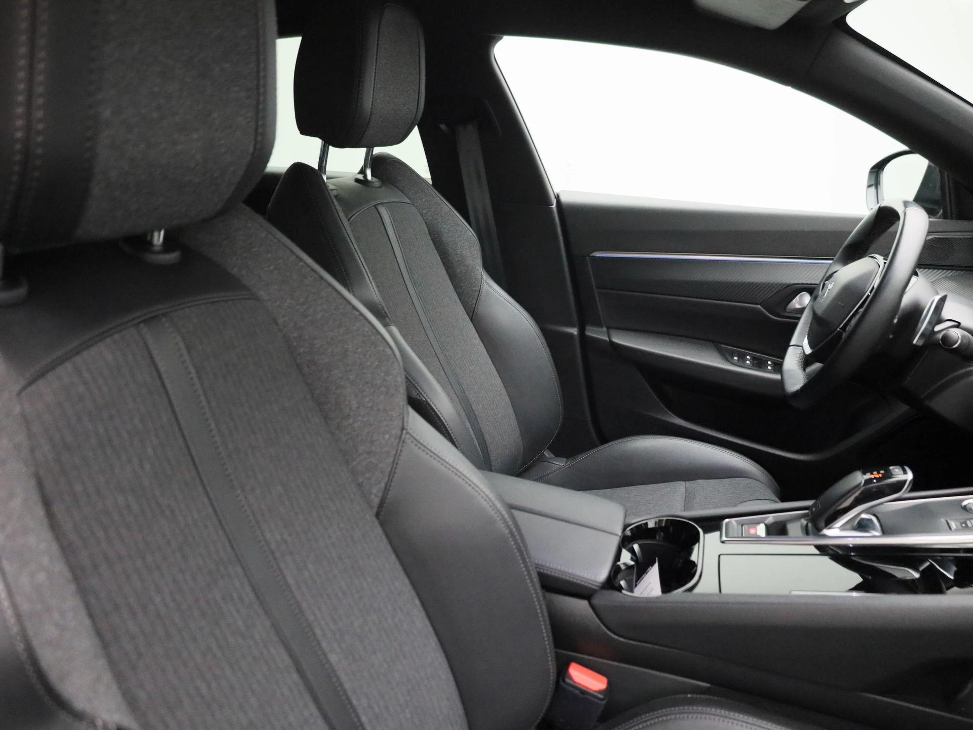 Peugeot-508-image-29