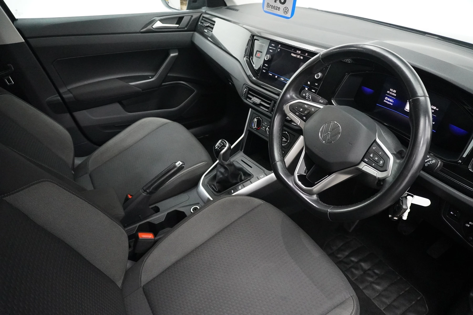 Volkswagen-Taigo-image-5