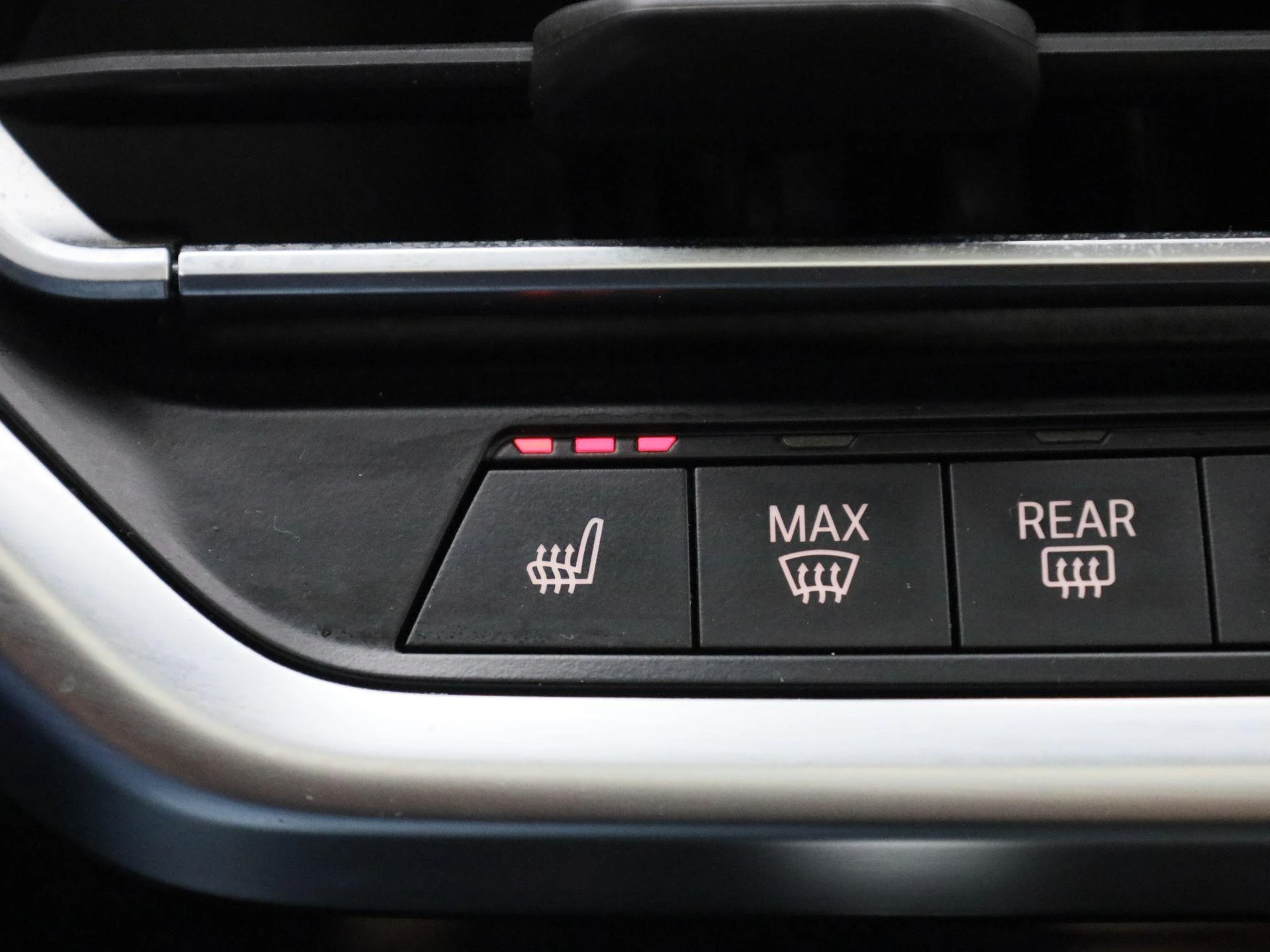 BMW-iX3-image-23