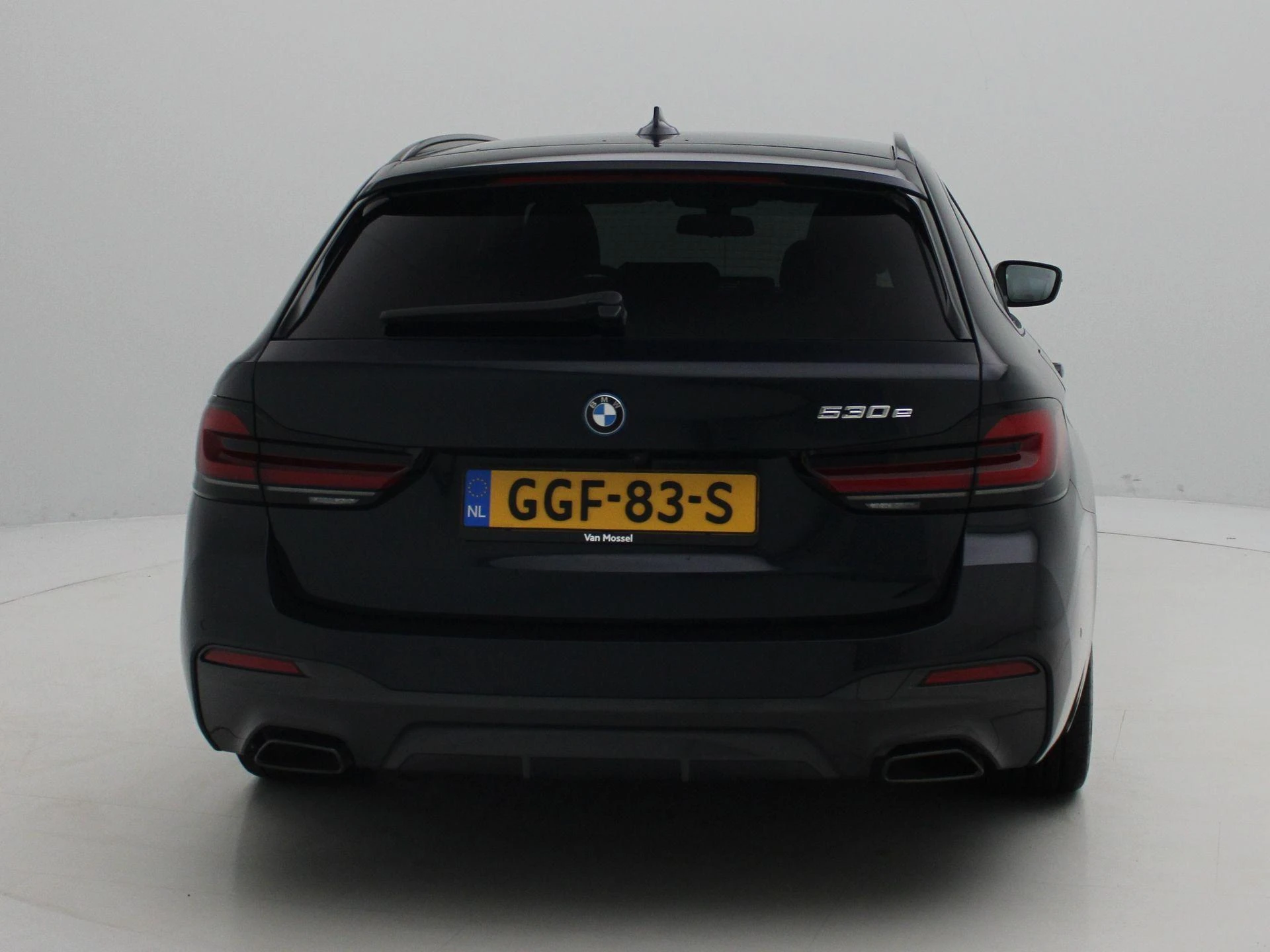 BMW-5 Serie-image-5