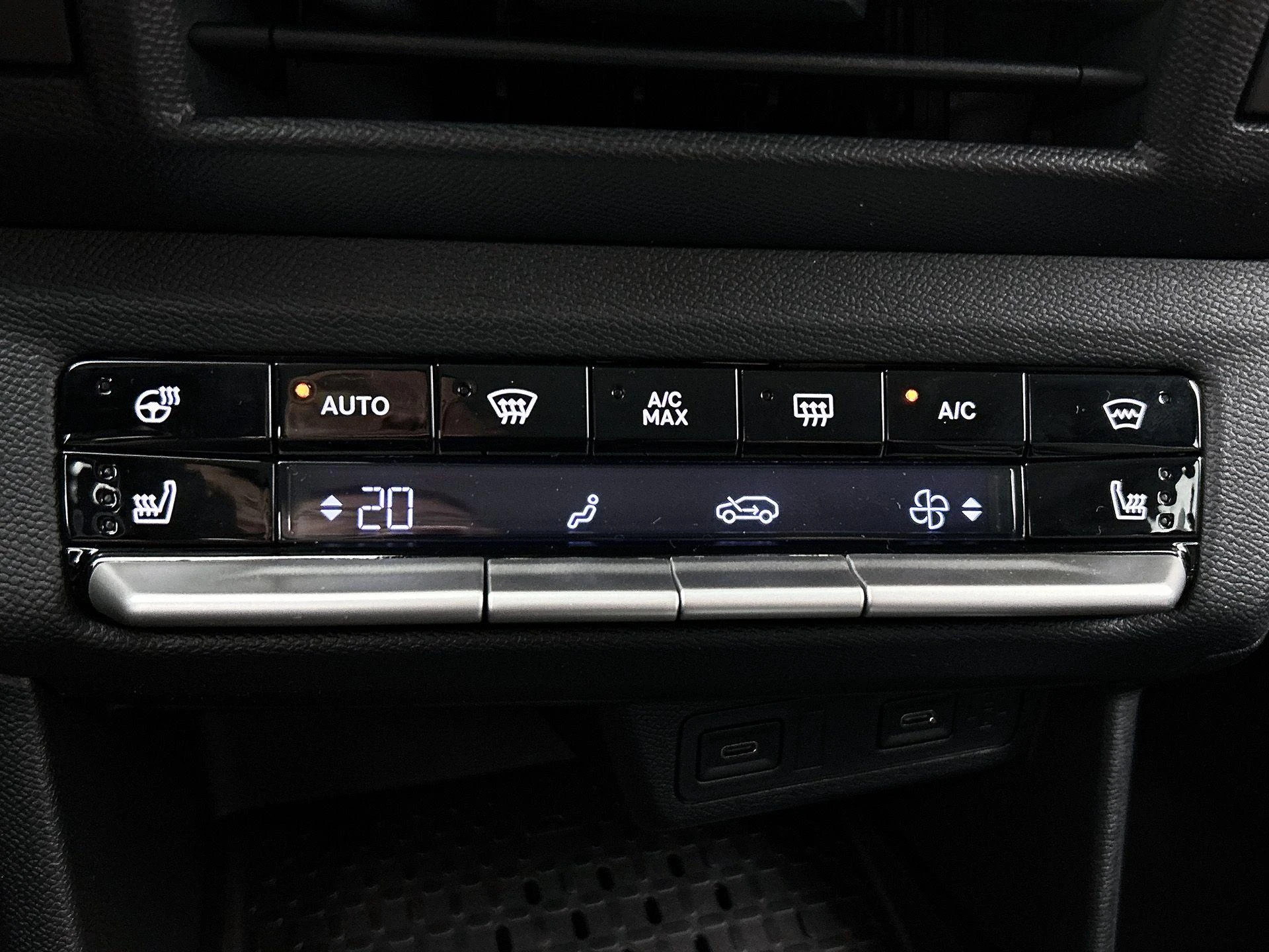 Opel-Frontera-image-23