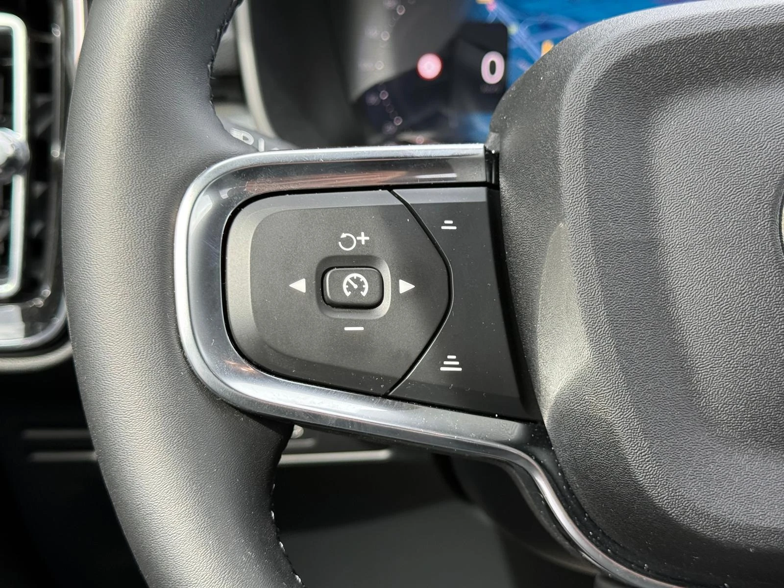 Volvo-XC40-image-14