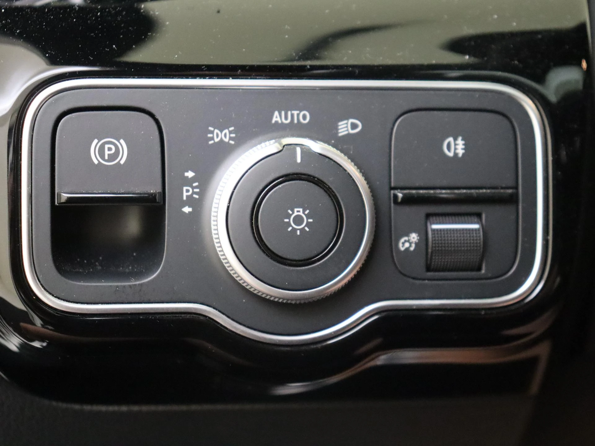 Mercedes-Benz-A-Klasse-image-25