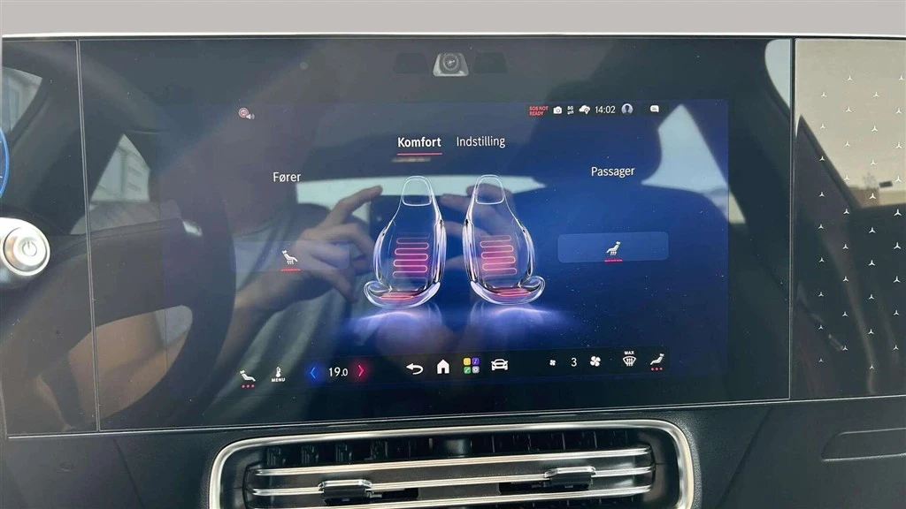 Mercedes-Benz-CLA-image-16