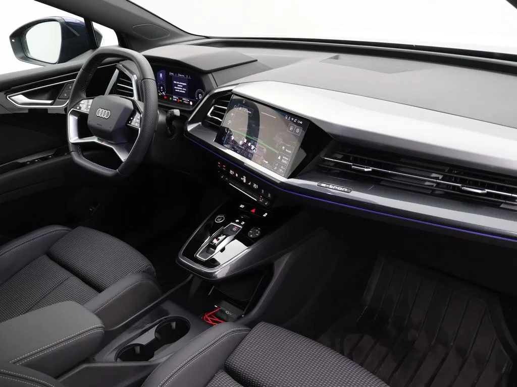 Audi-Q4 e-tron-image-2