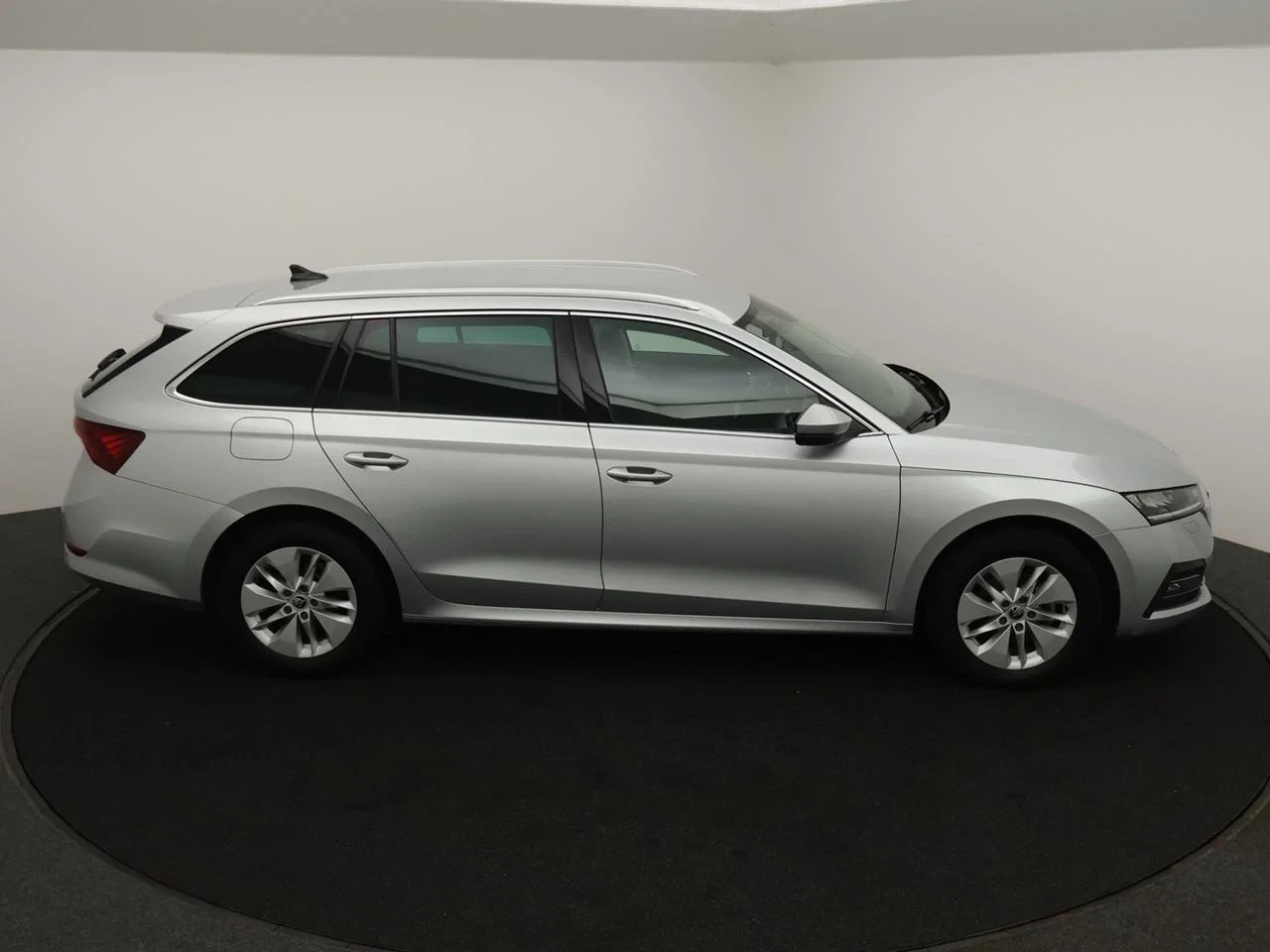 Škoda-Octavia-image-3