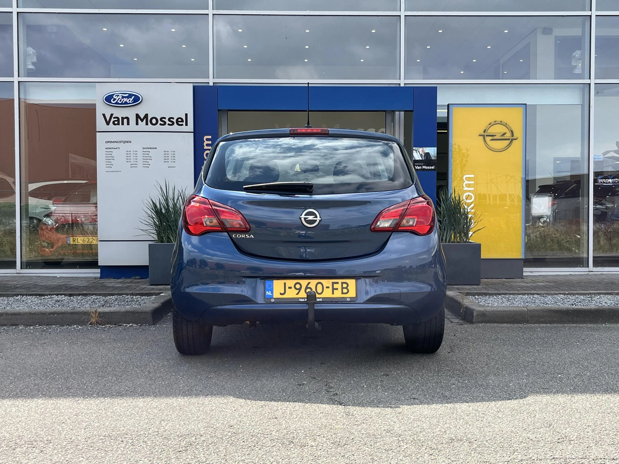 Opel-Corsa-image-5