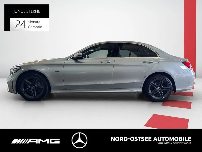 Mercedes-Benz C-Klasse 300 de AMG EDITION 19 AHK 360° DISTRONIC LED AMGW205 C 300 de AMG EDITION 19 AHK 360° DISTRONIC LED AMG