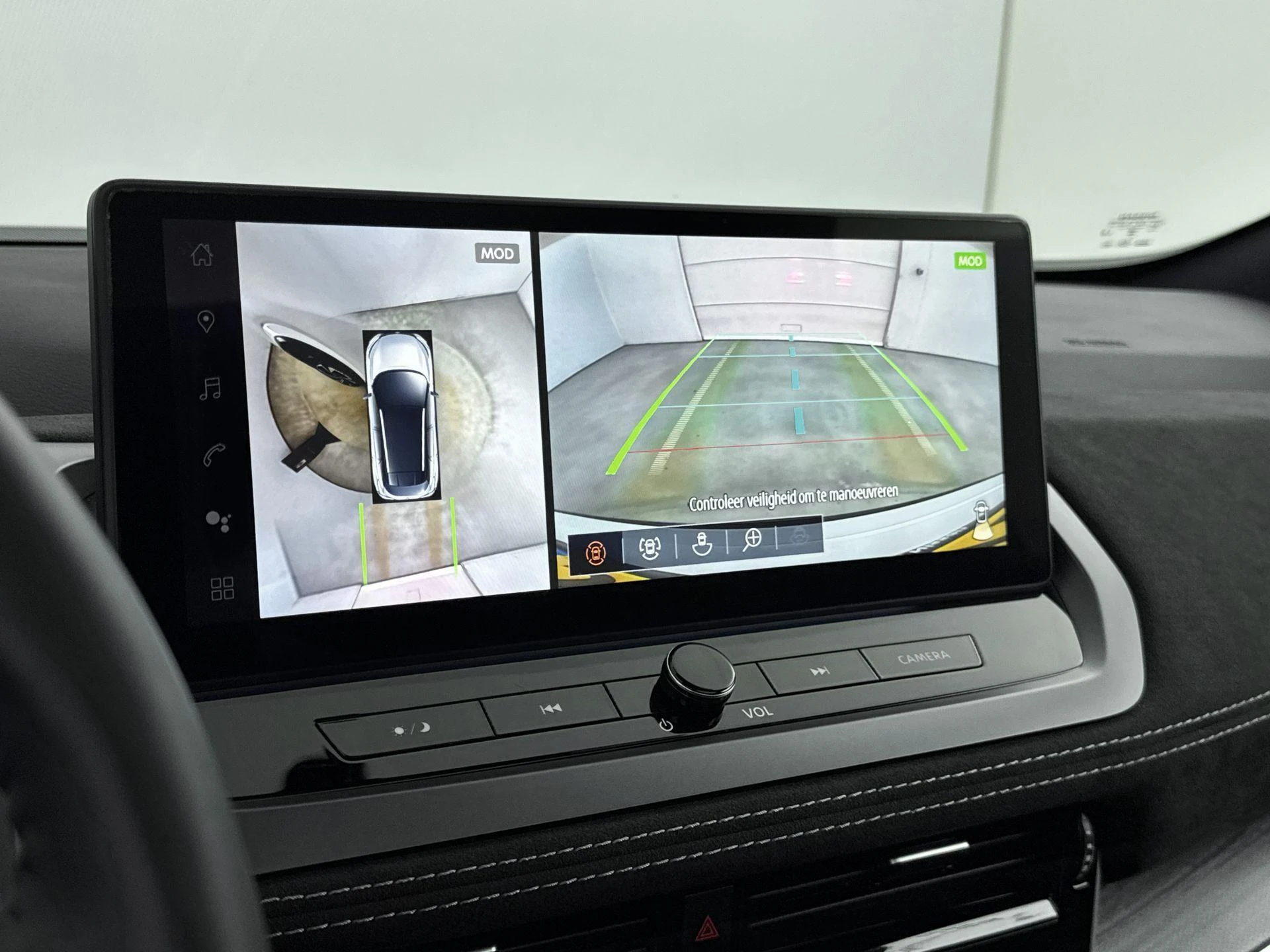 Nissan-QASHQAI-image-16