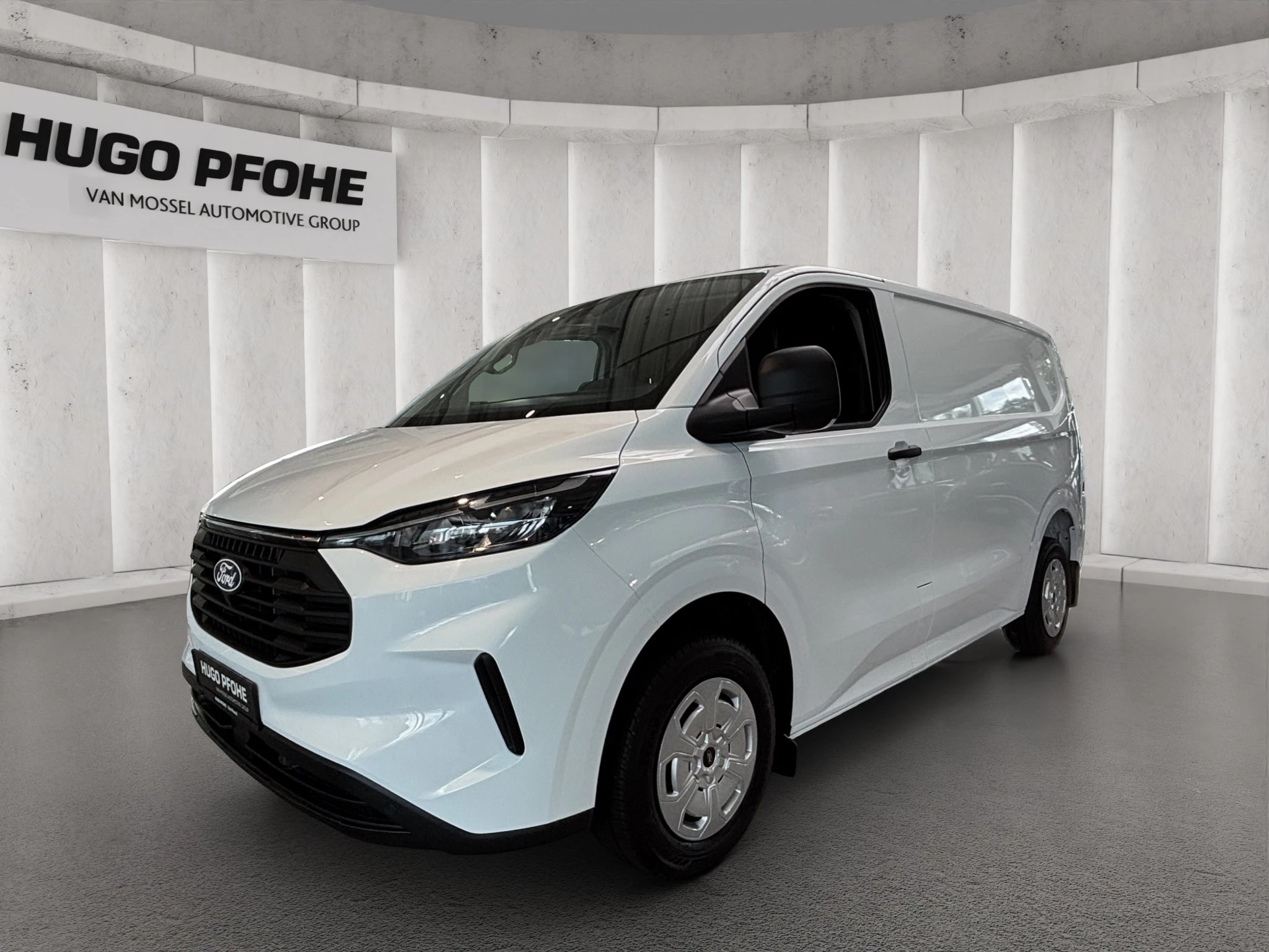 Ford-Transit Custom-image-0