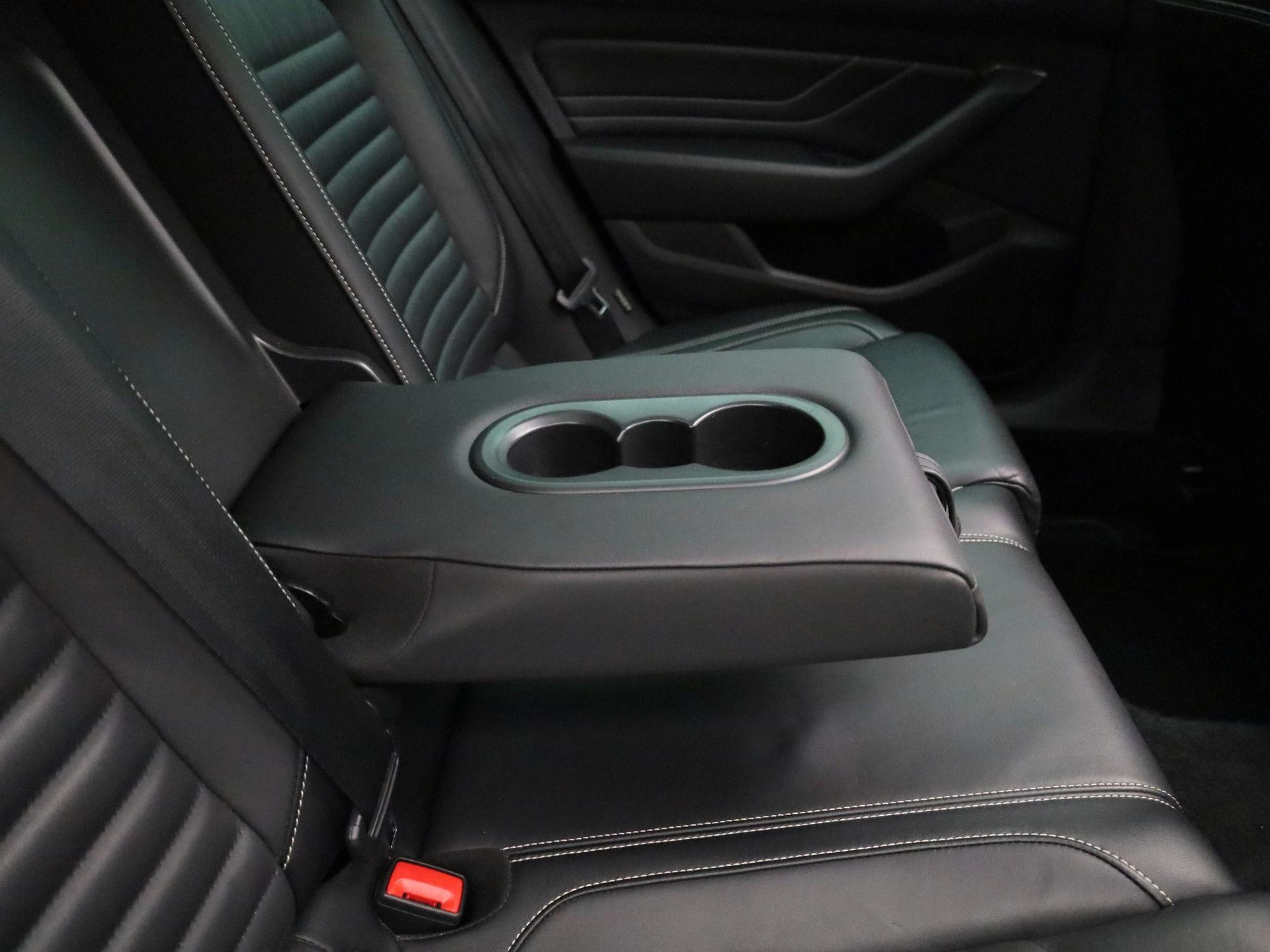 Volkswagen-Passat-image-49