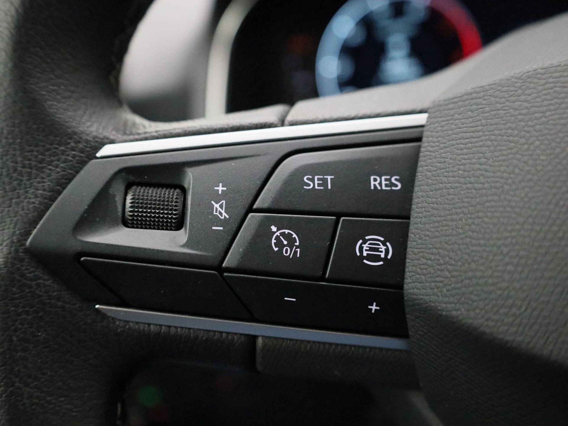 SEAT-Arona-image-16