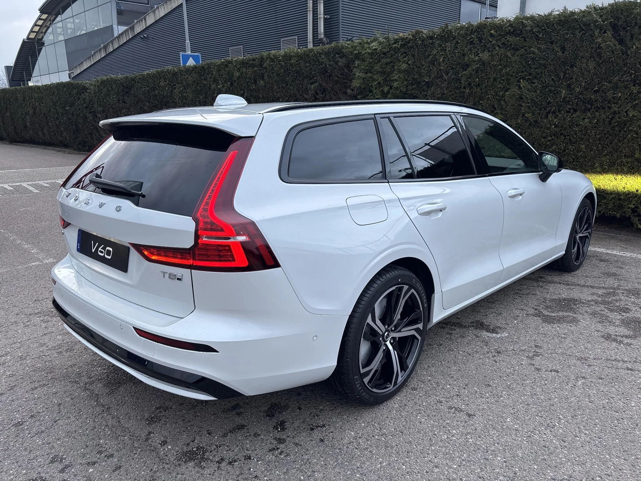 Volvo-V60-image-3