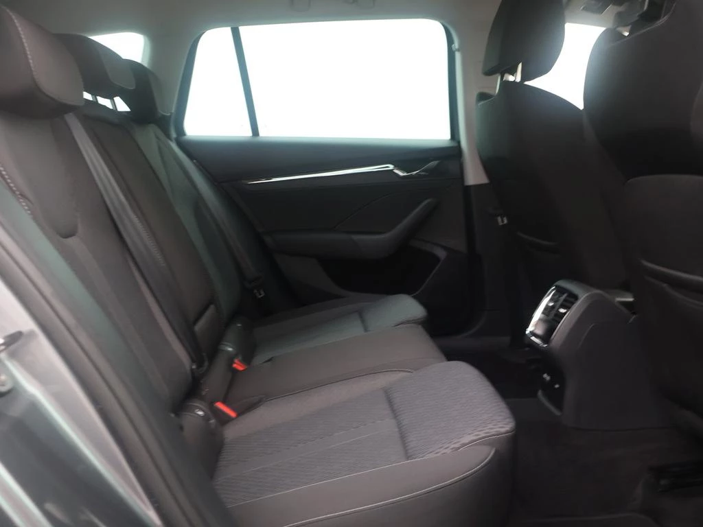 Škoda-Octavia-image-14