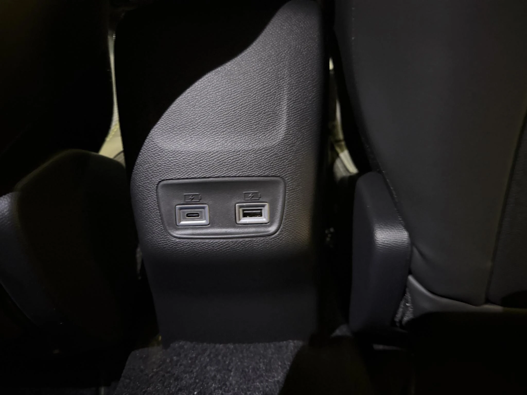 Peugeot-2008-image-24