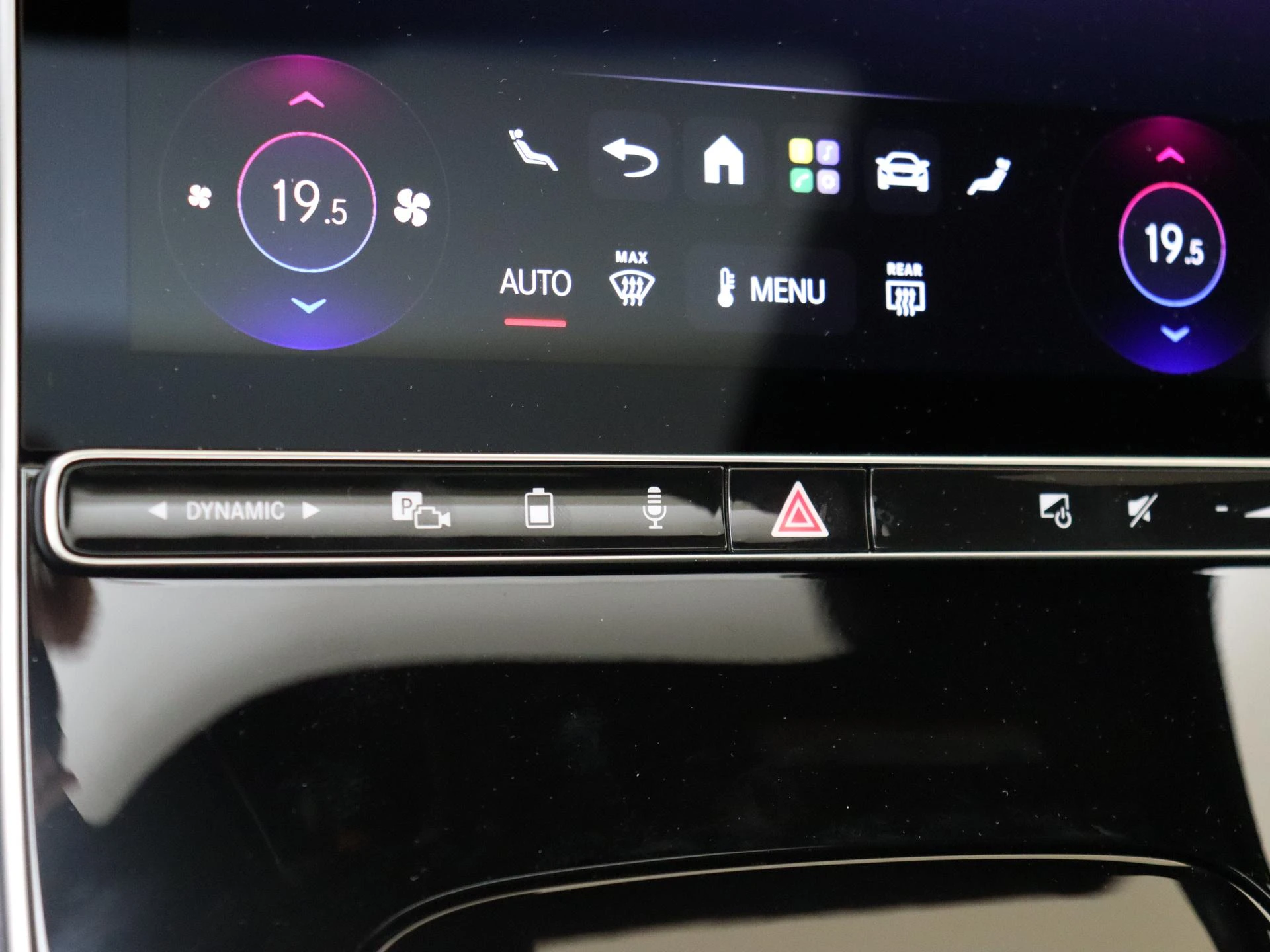 Mercedes-Benz-C-Klasse-image-19