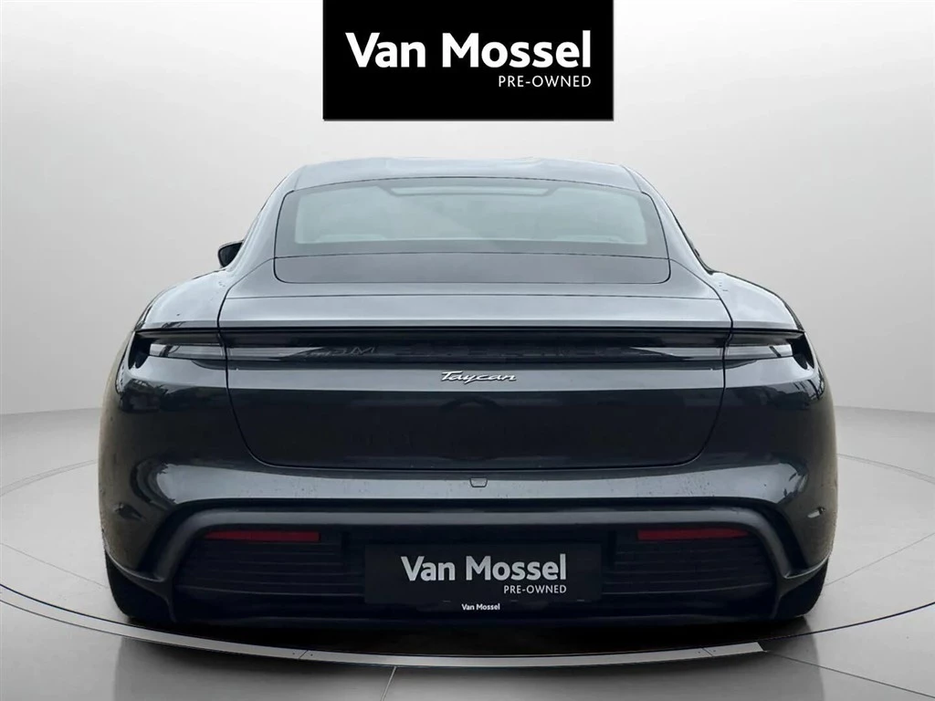 Porsche-Taycan-image-5