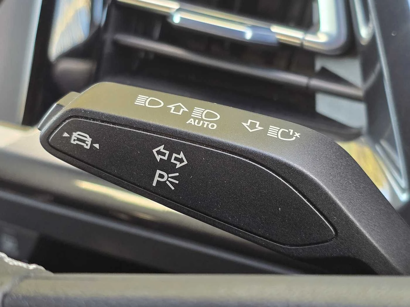 Audi-Q4 Sportback e-tron-image-31