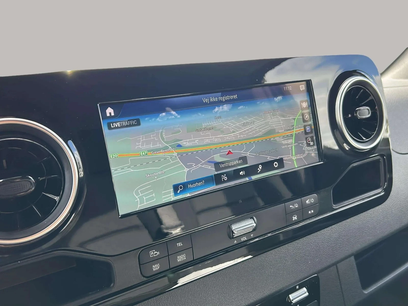 Mercedes-Benz-Sprinter-image-15