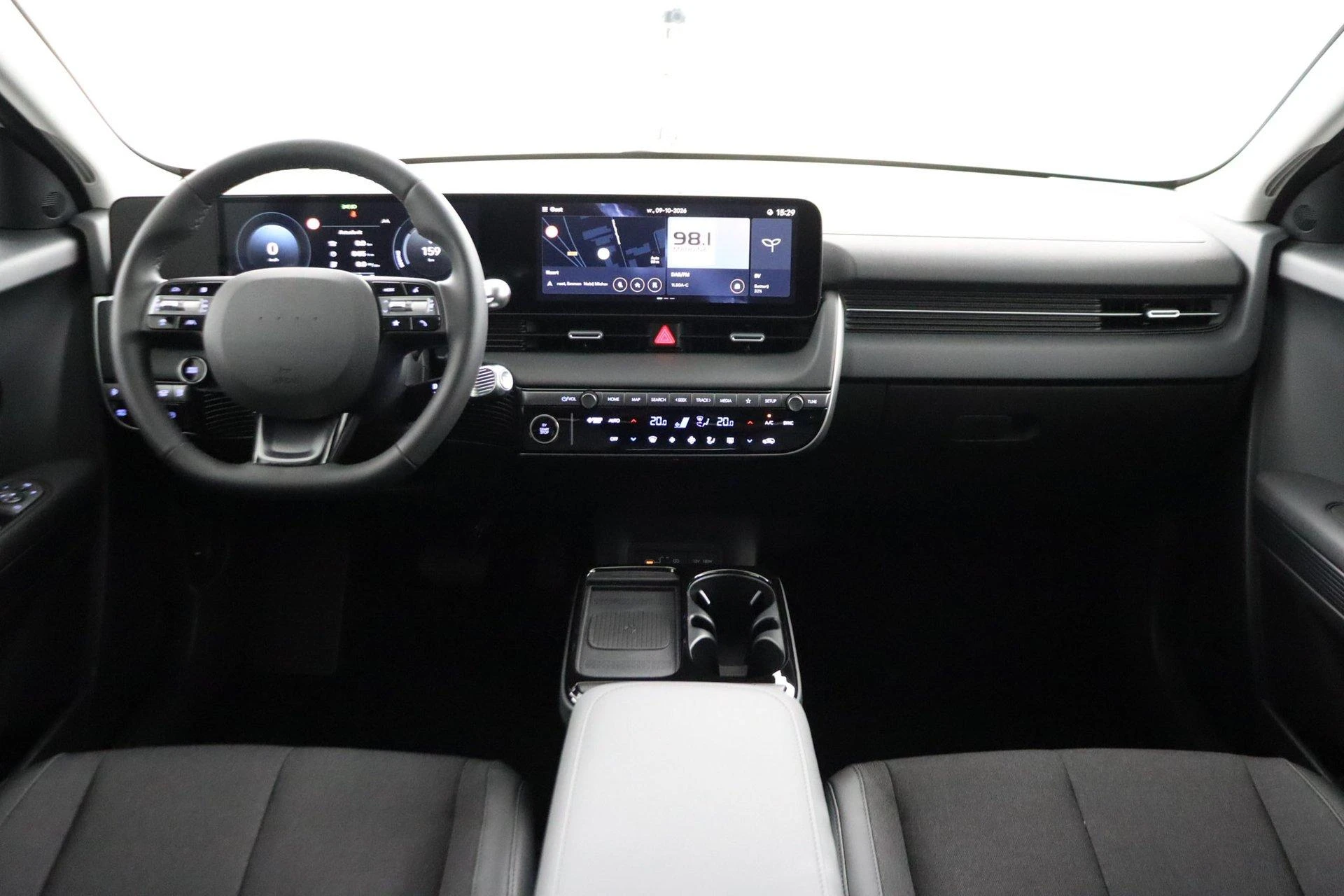 Hyundai-IONIQ 5-image-4