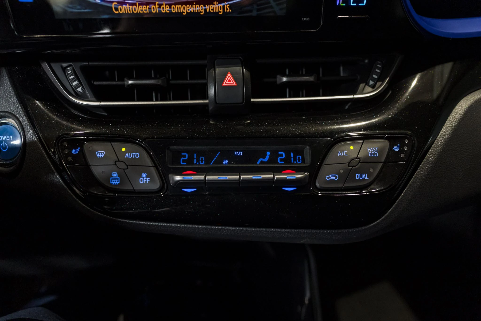 Toyota-C-HR-image-26