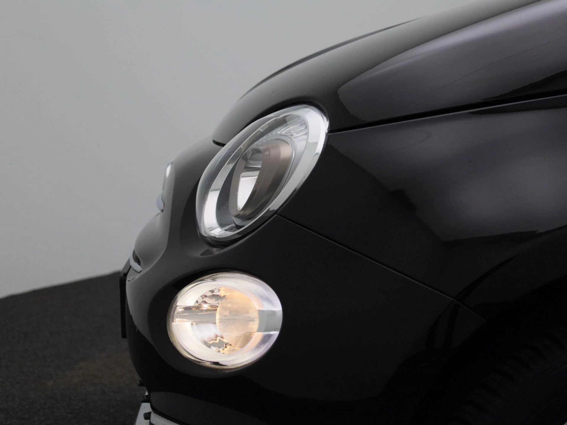 Fiat-500C-image-15