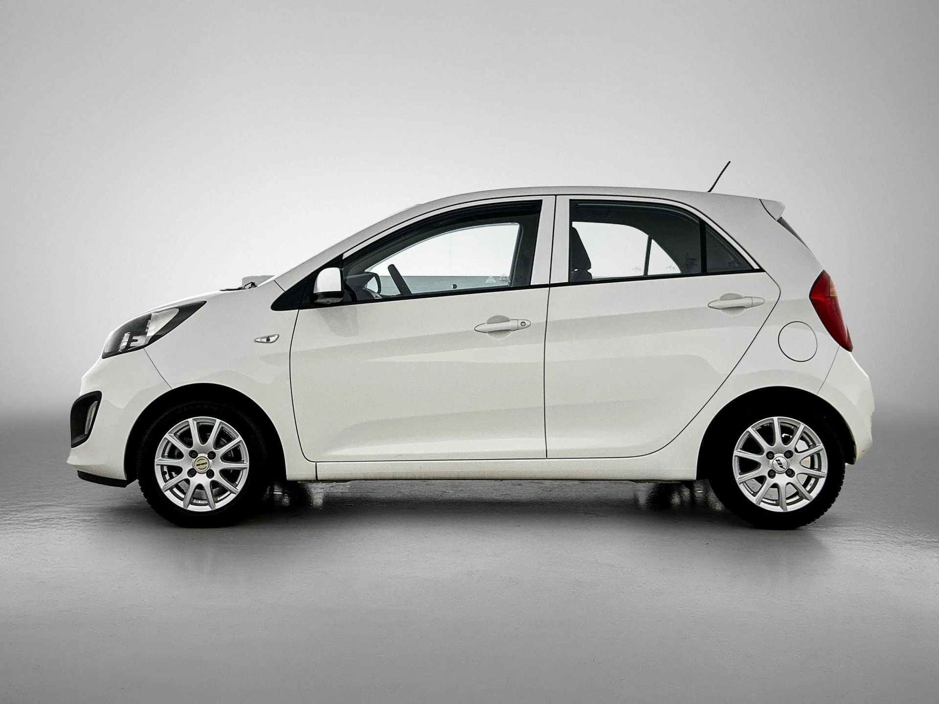 Kia-Picanto-image-1