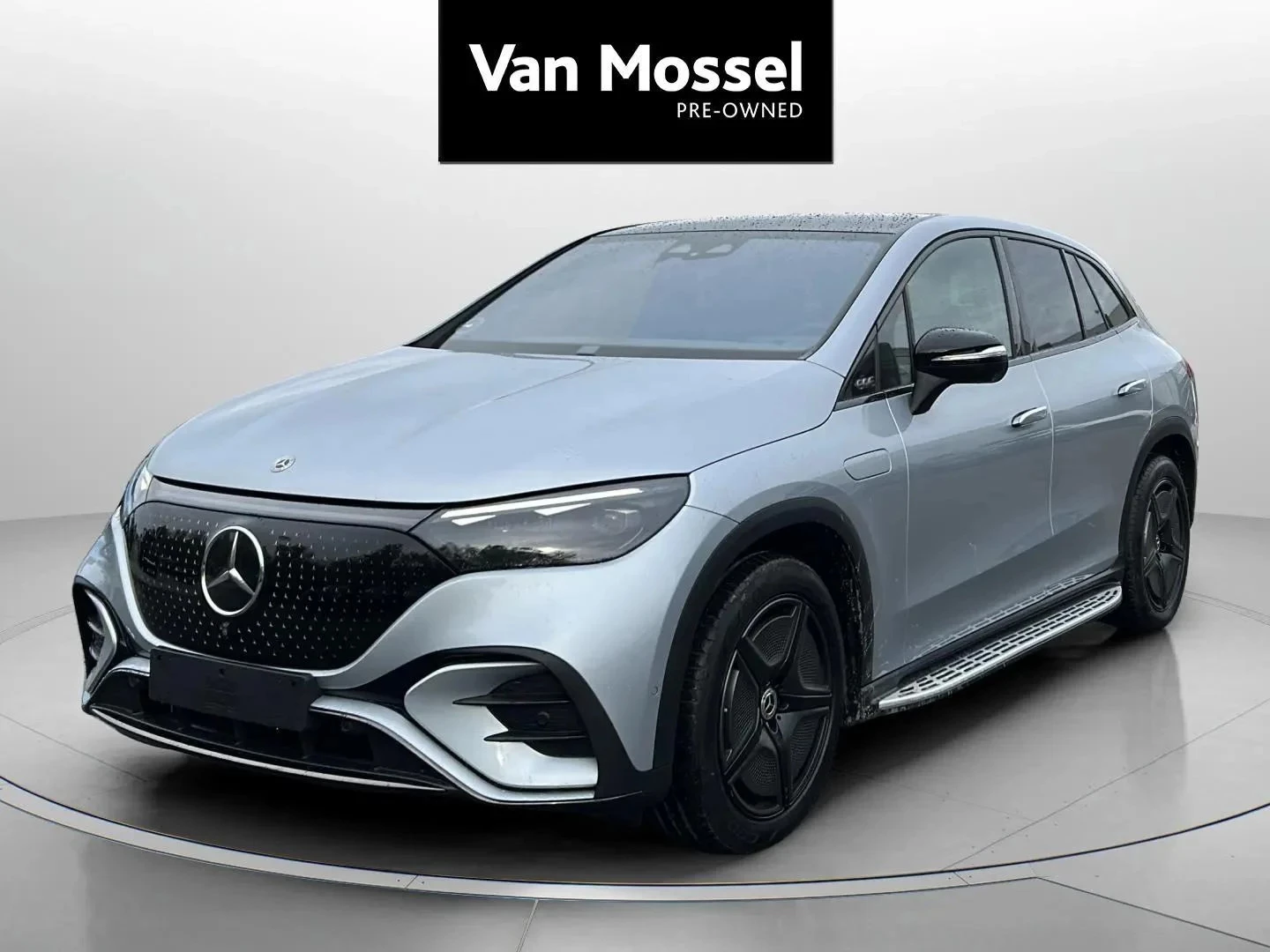 Mercedes-Benz-EQE-image-0