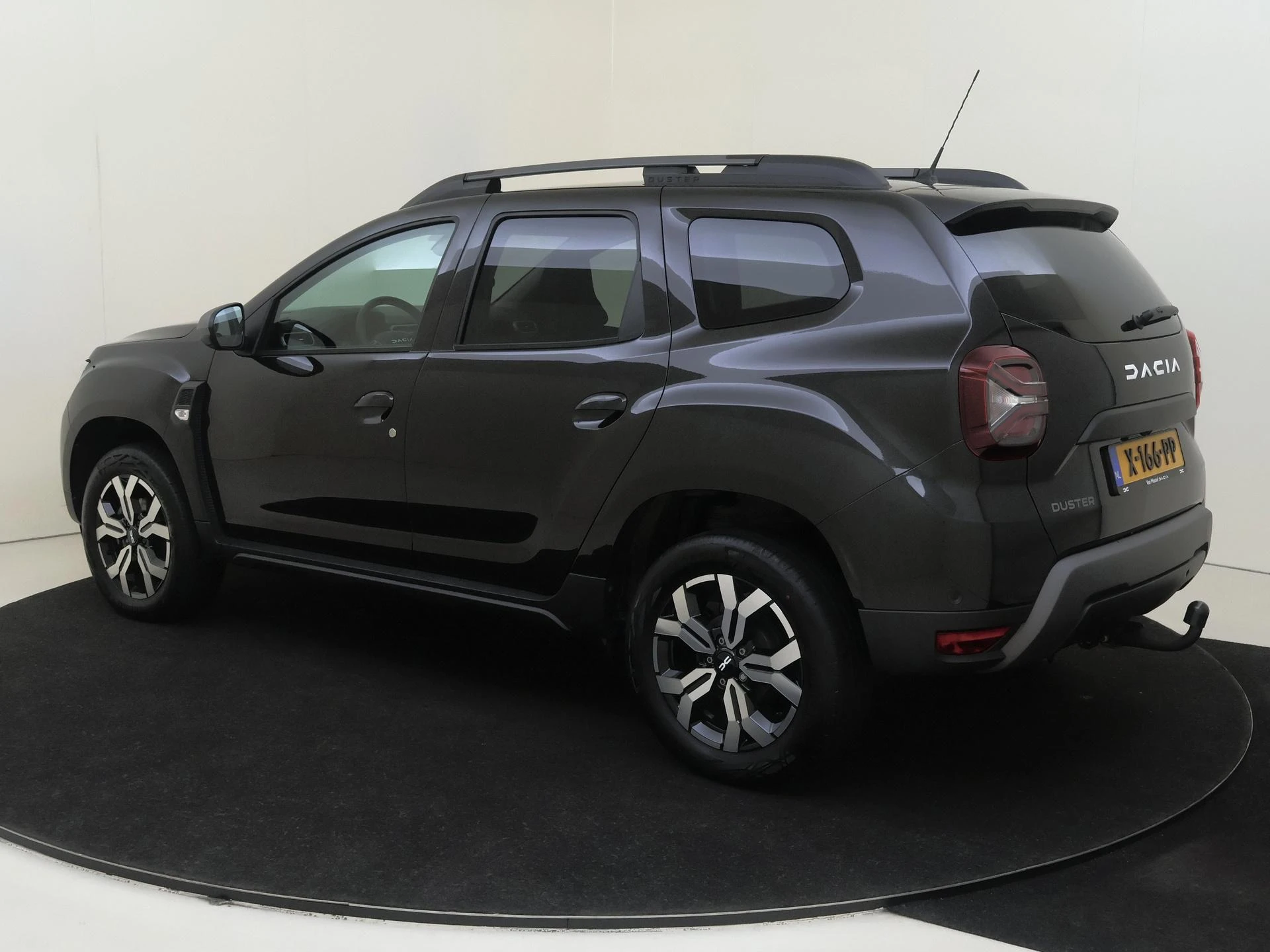 Dacia-Duster-image-2