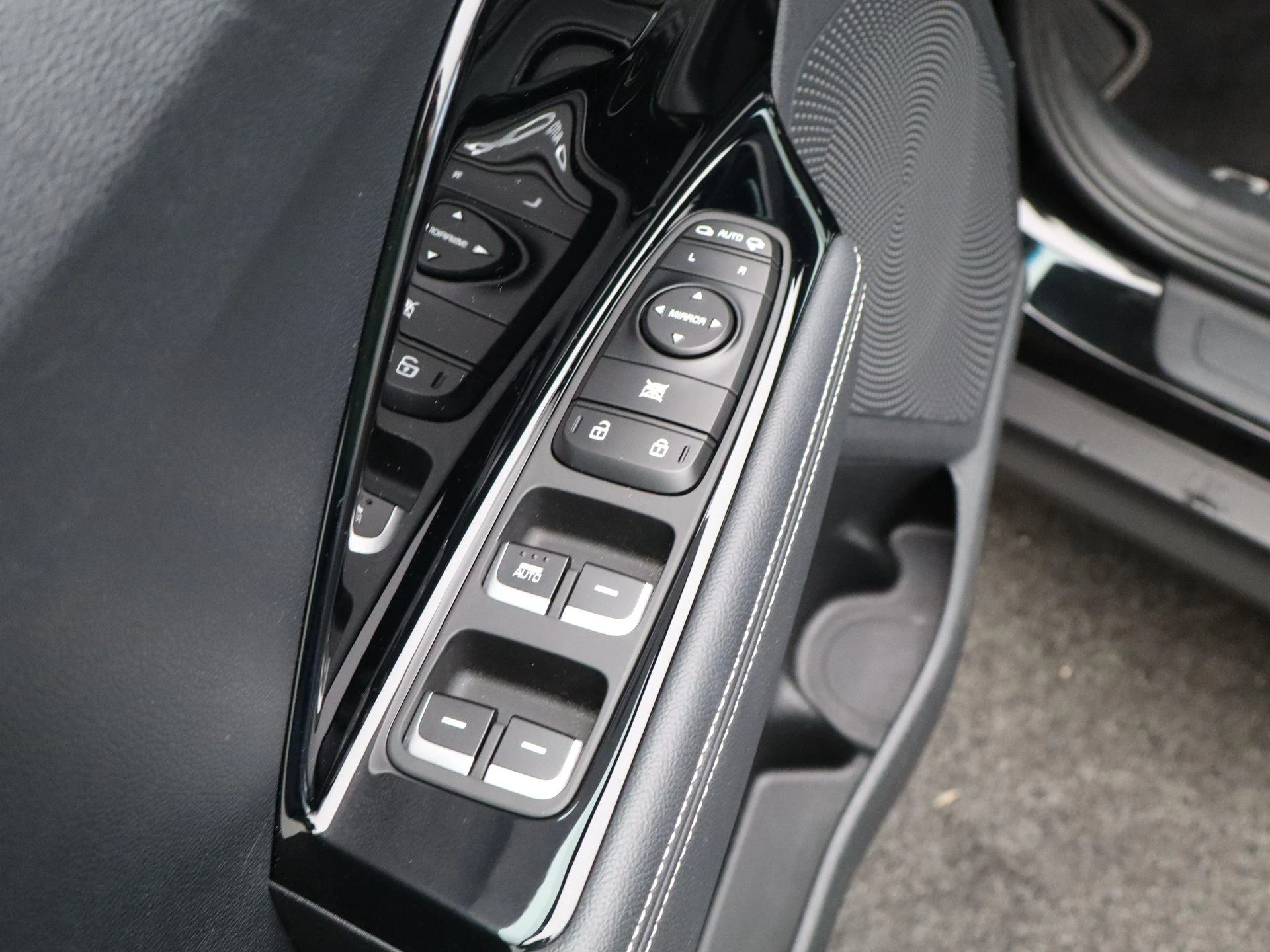Kia-e-Niro-image-24
