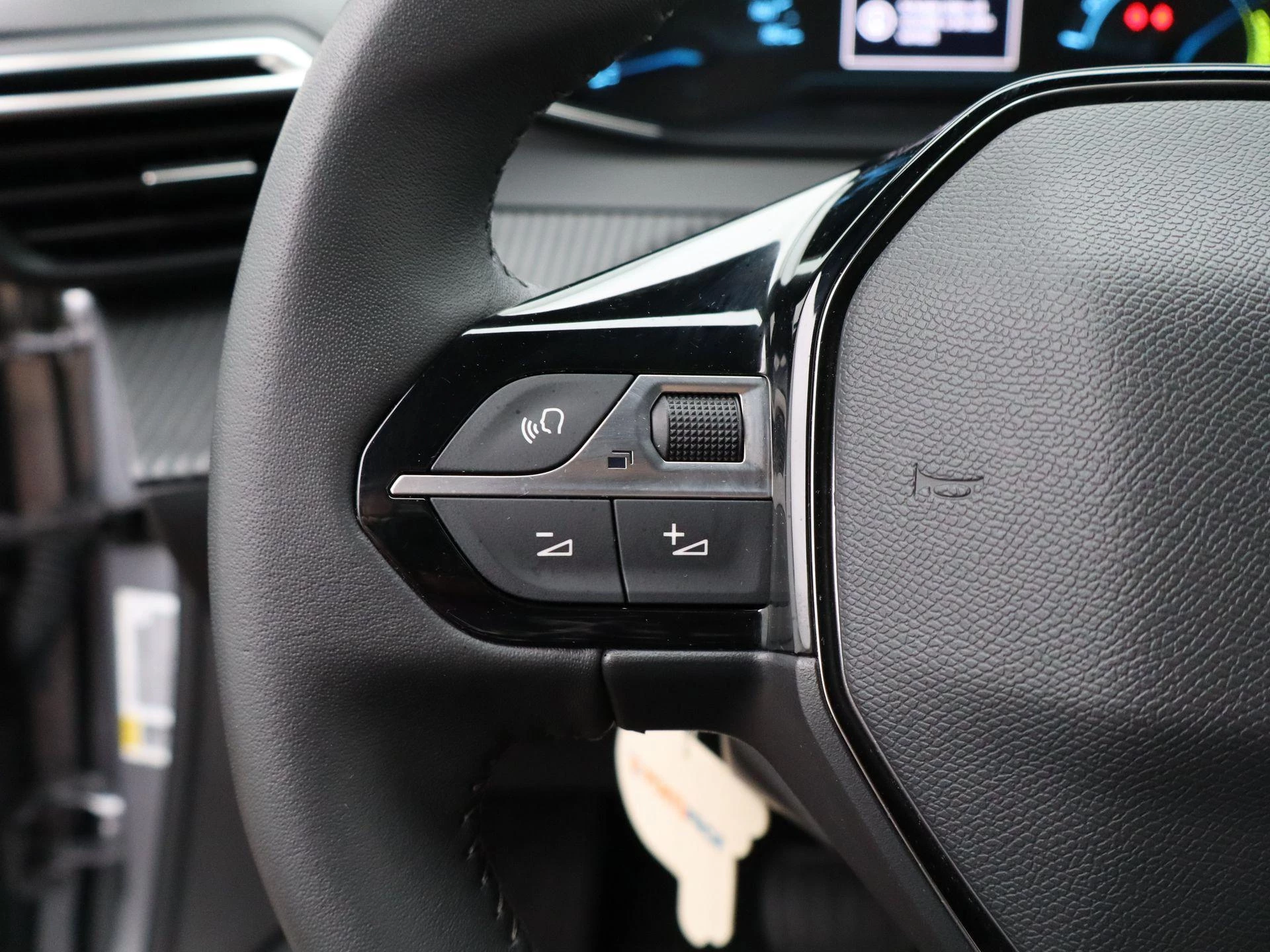 Peugeot e-2008 e-2008 Active Pack