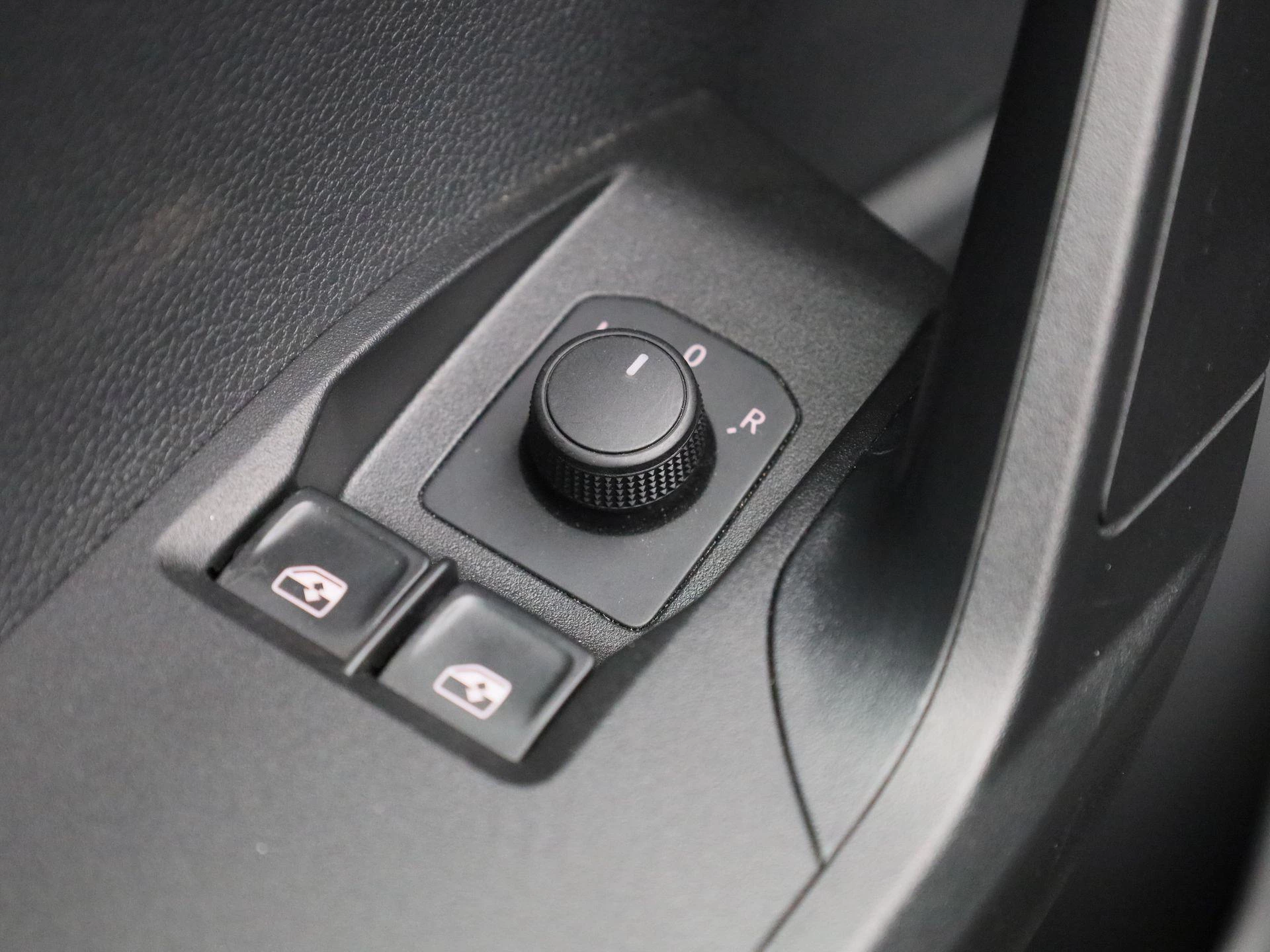 SEAT-Ibiza-image-27