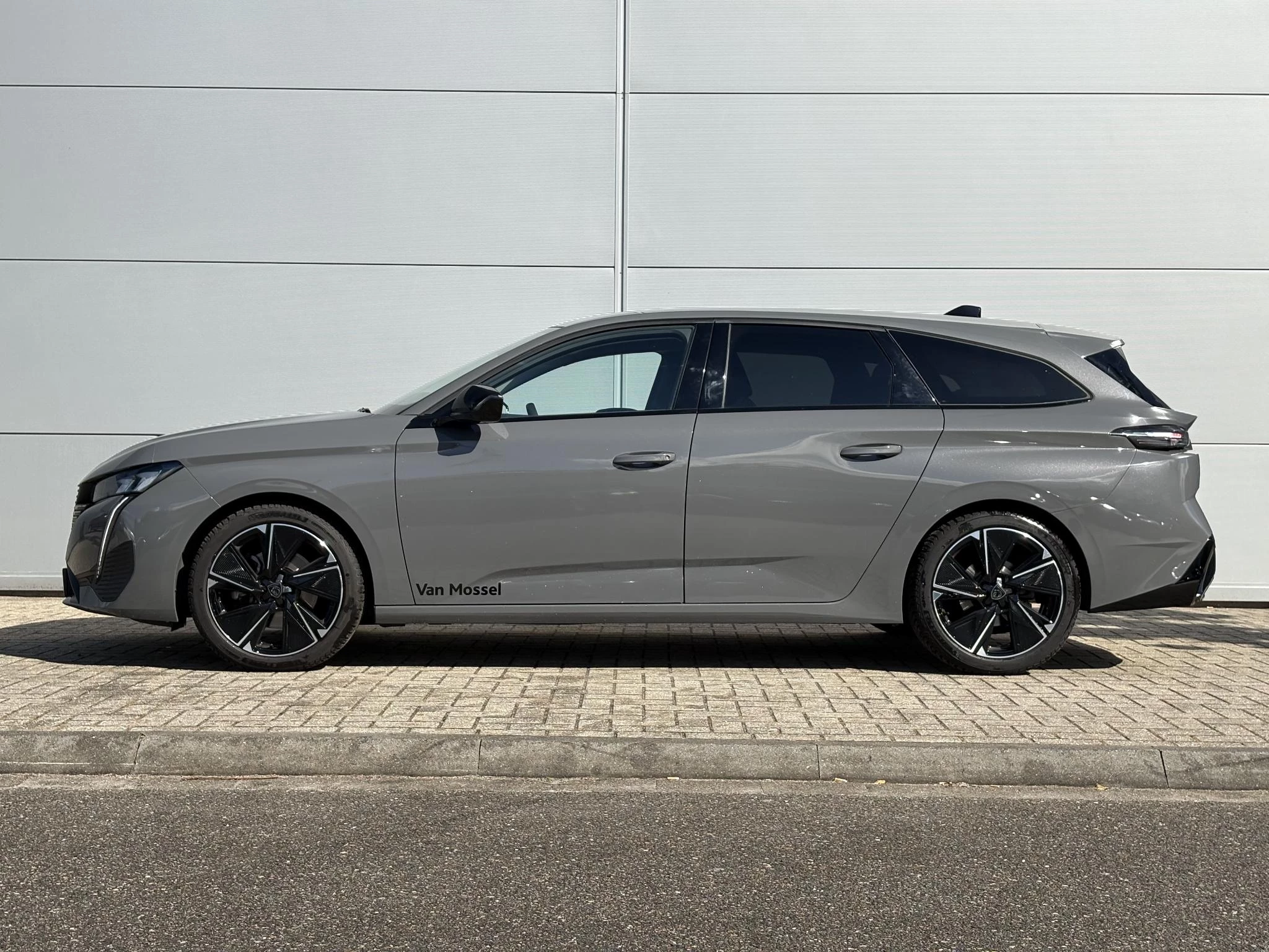 Peugeot-308-image-2